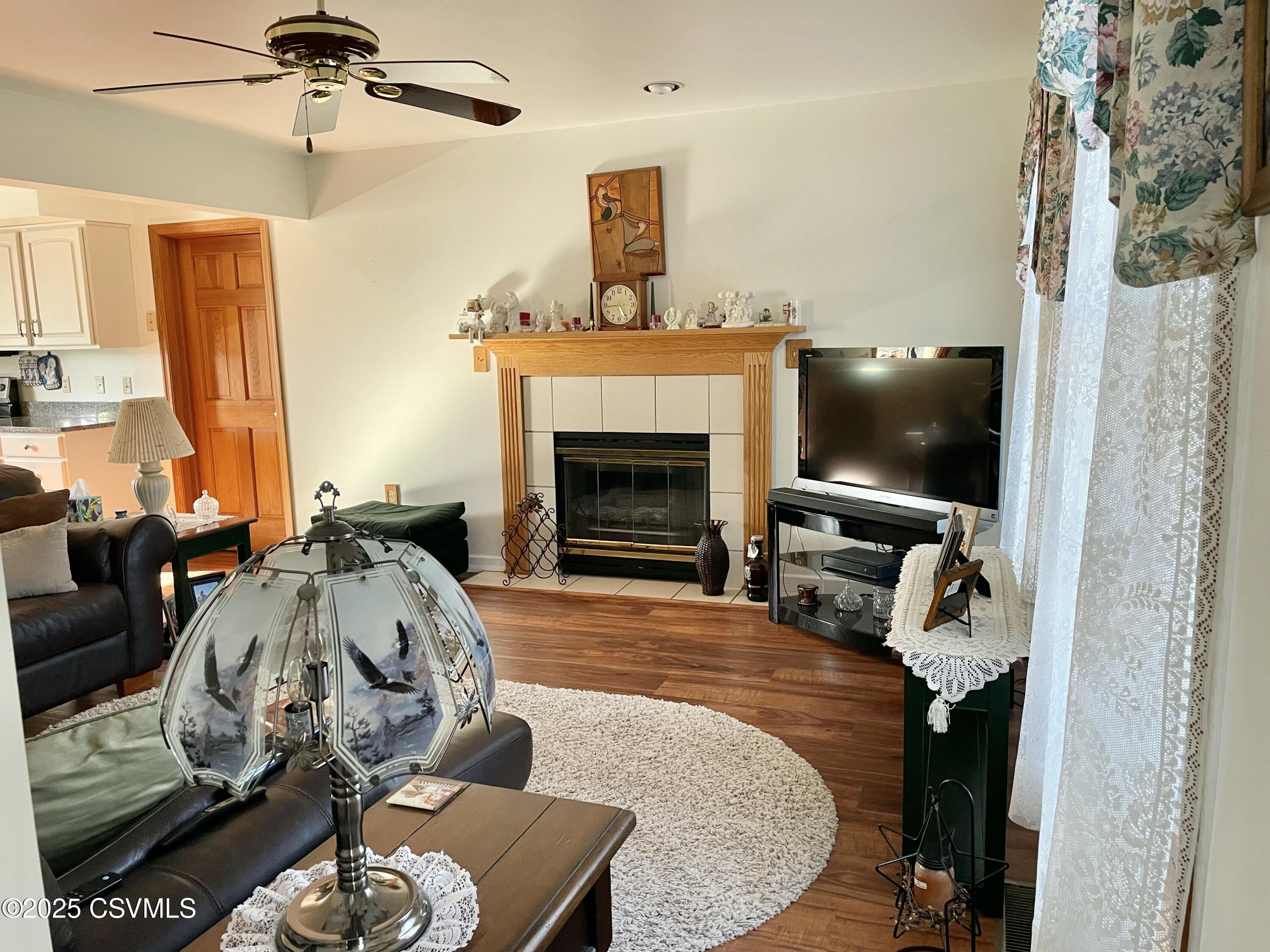 Lewisburg, Pennsylvania 17837, United States, 4 Bedrooms Bedrooms, ,3 BathroomsBathrooms,Residential,Active,82818