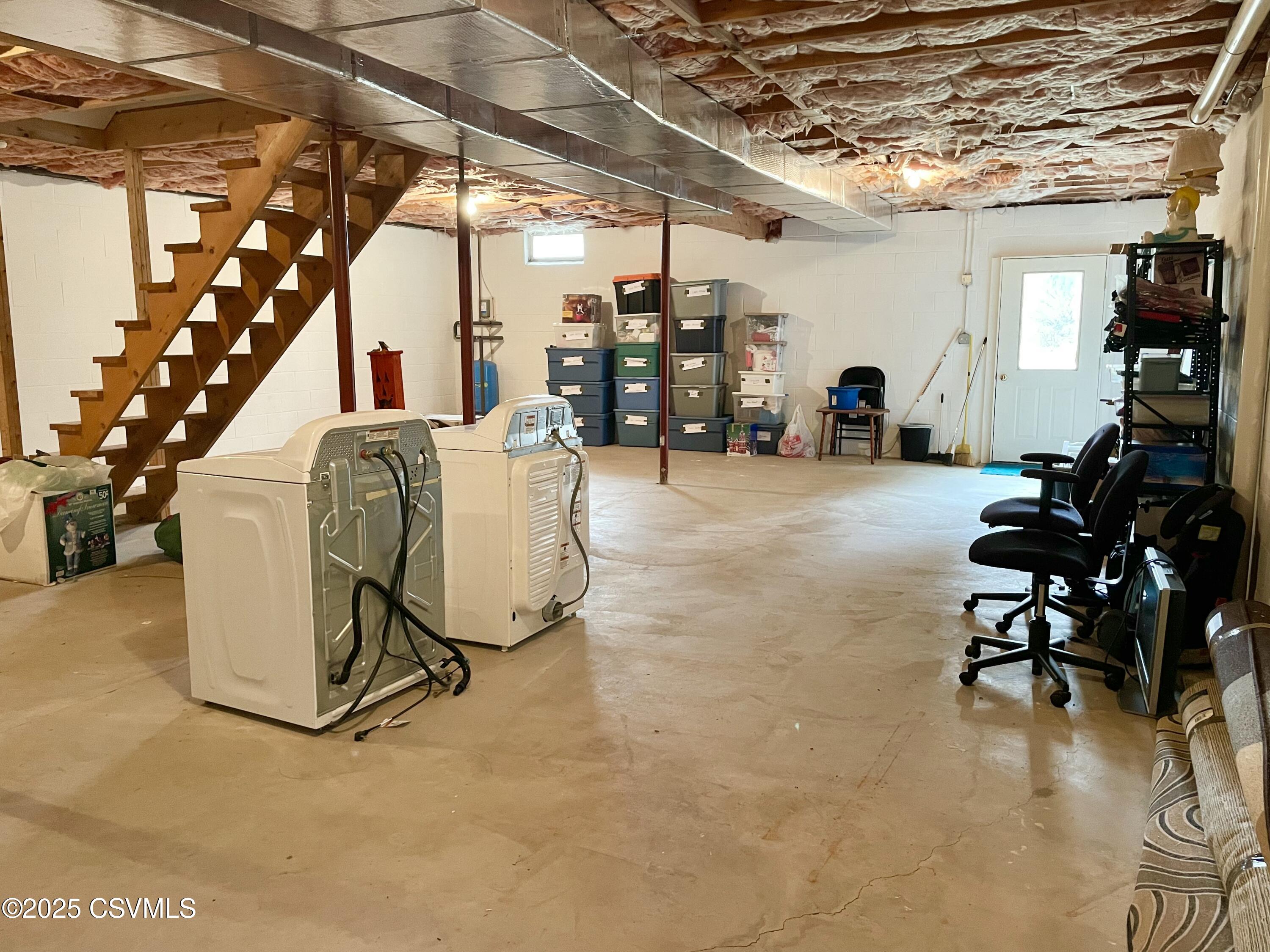 Lewisburg, Pennsylvania 17837, United States, 4 Bedrooms Bedrooms, ,3 BathroomsBathrooms,Residential,Active,82818