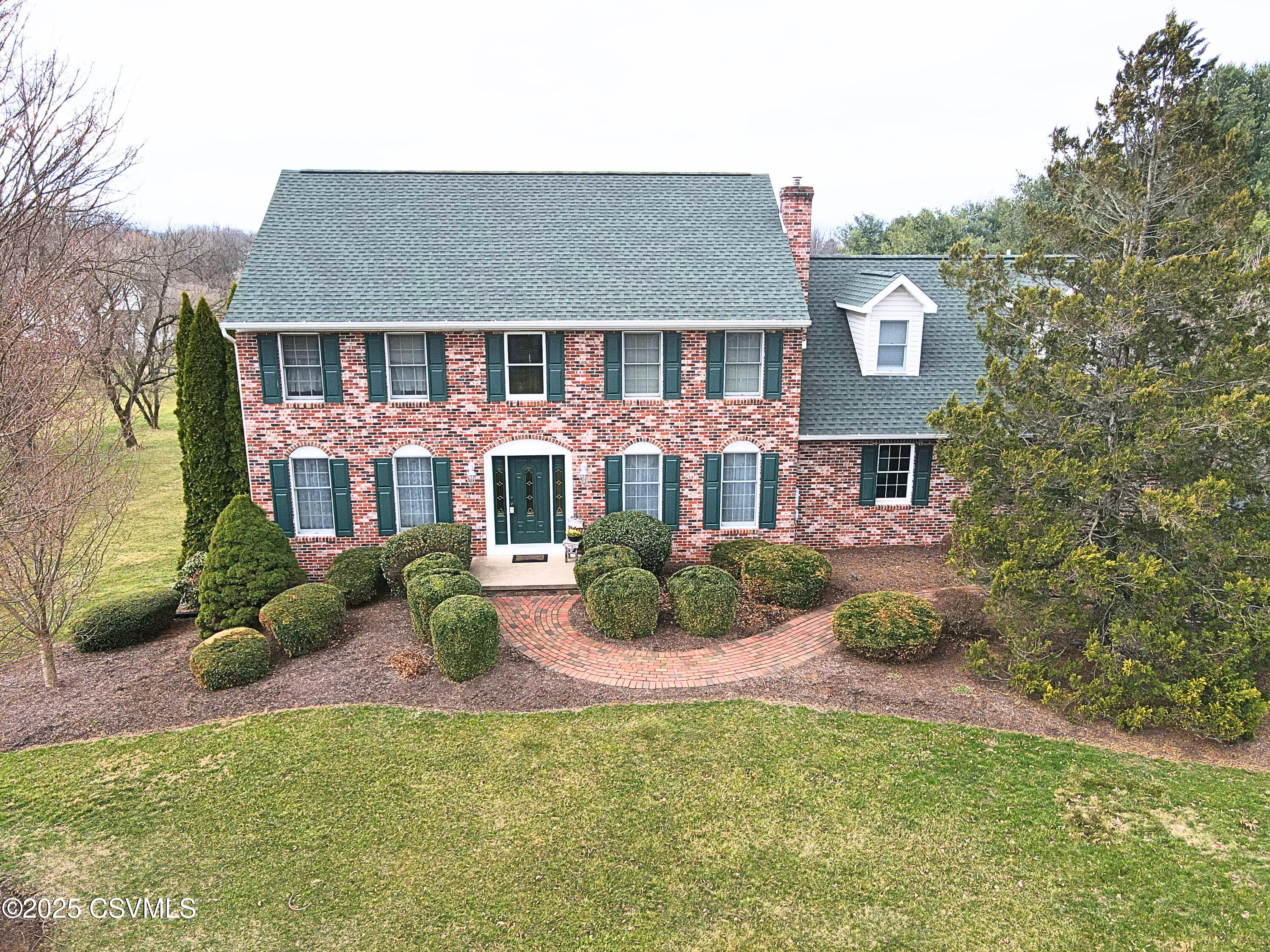 Lewisburg, Pennsylvania 17837, United States, 4 Bedrooms Bedrooms, ,3 BathroomsBathrooms,Residential,Active,82818