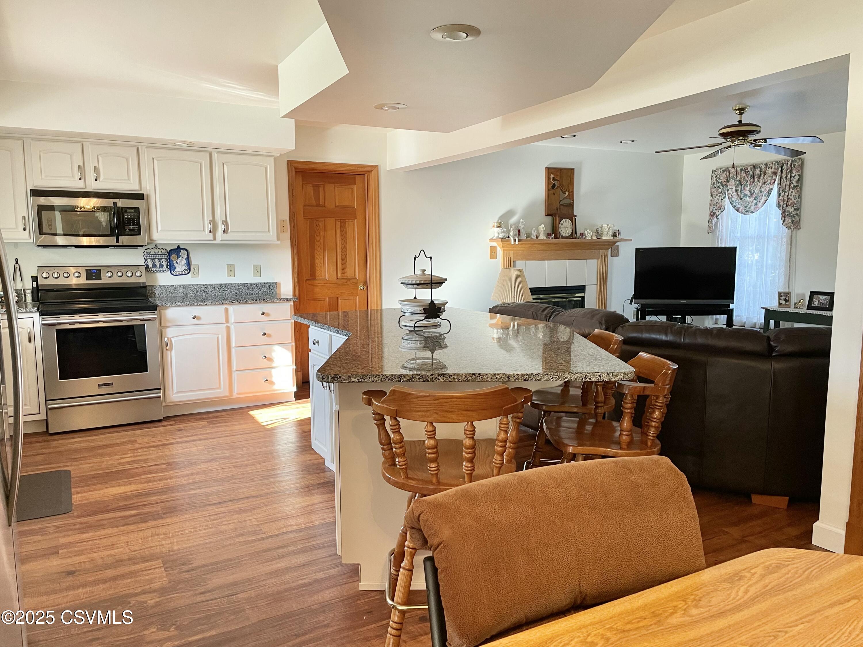 Lewisburg, Pennsylvania 17837, United States, 4 Bedrooms Bedrooms, ,3 BathroomsBathrooms,Residential,Active,82818