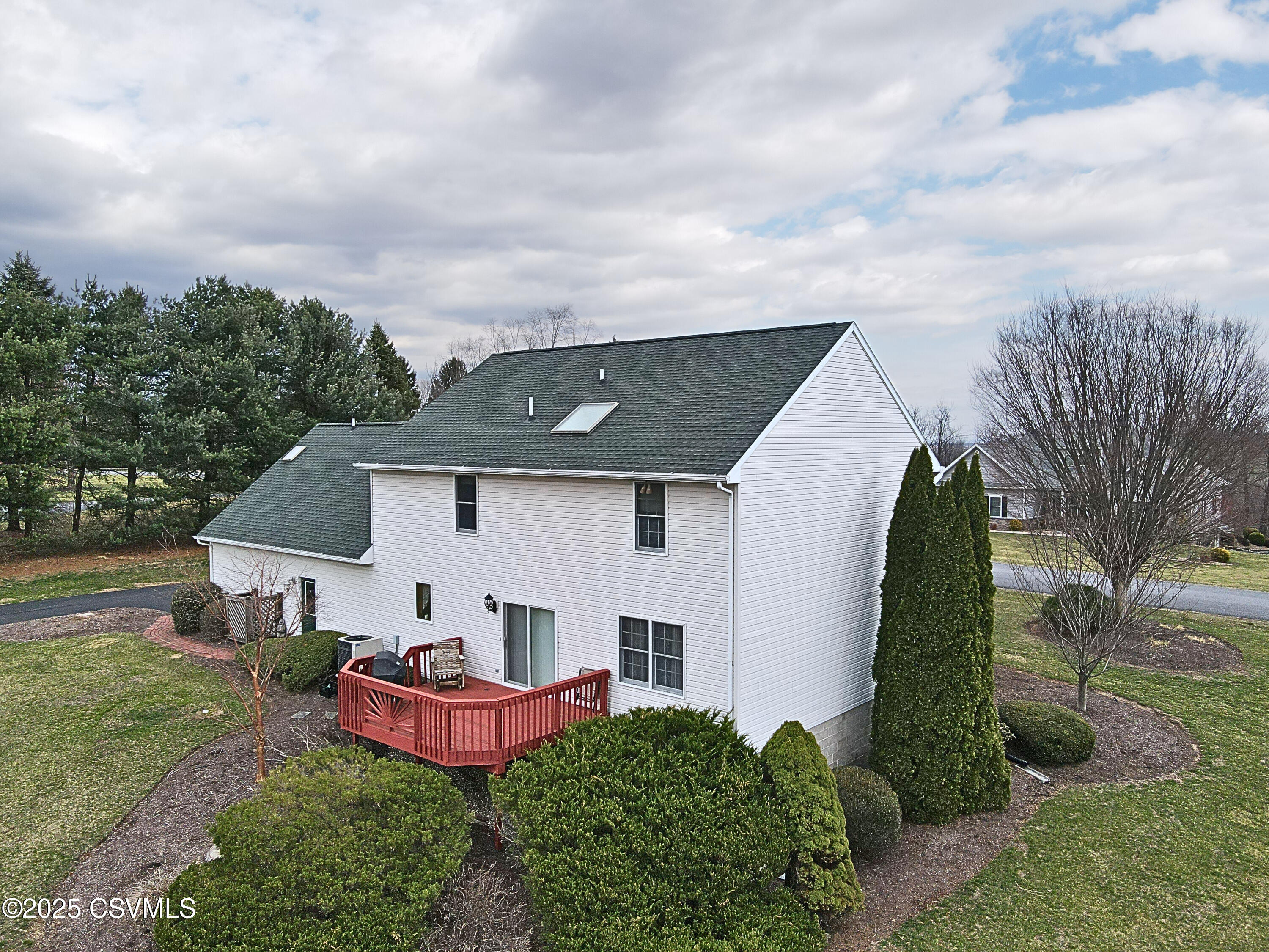 Lewisburg, Pennsylvania 17837, United States, 4 Bedrooms Bedrooms, ,3 BathroomsBathrooms,Residential,Active,82818