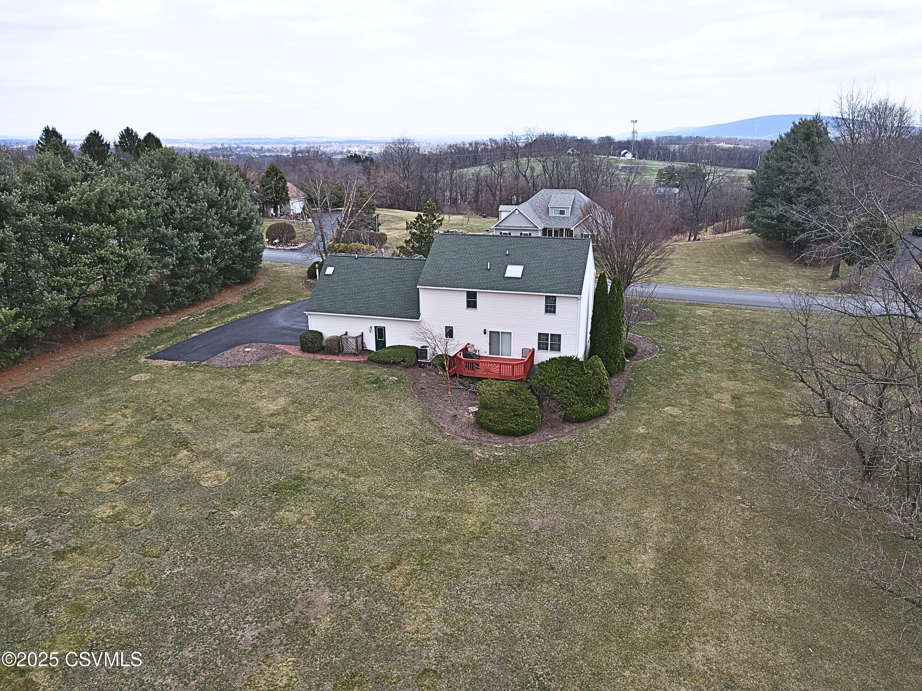 Lewisburg, Pennsylvania 17837, United States, 4 Bedrooms Bedrooms, ,3 BathroomsBathrooms,Residential,Active,82818