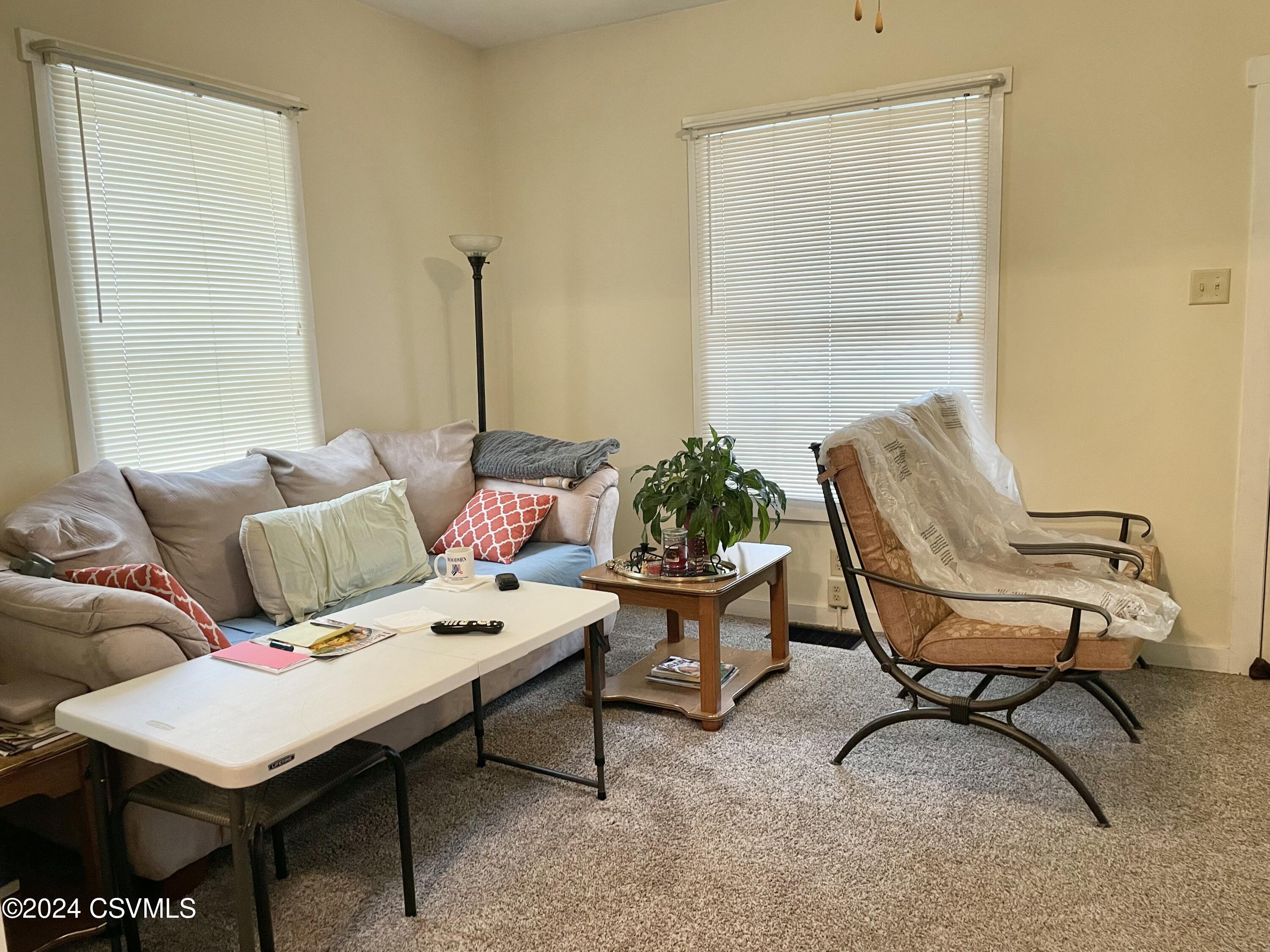 Milton, Pennsylvania 17847, United States, 3 Bedrooms Bedrooms, ,1 BathroomBathrooms,Residential,Active,29816