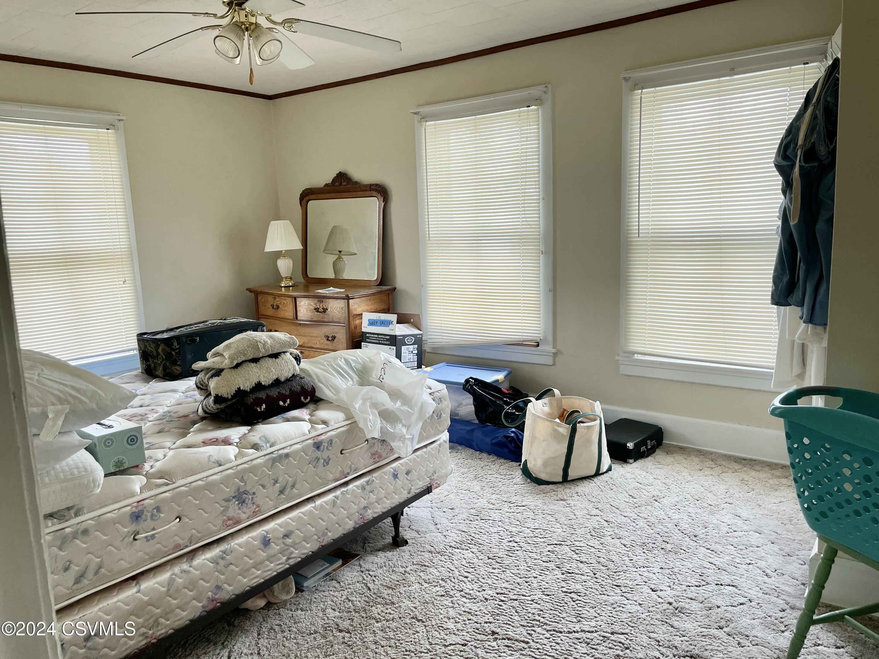 Milton, Pennsylvania 17847, United States, 3 Bedrooms Bedrooms, ,1 BathroomBathrooms,Residential,Active,29816