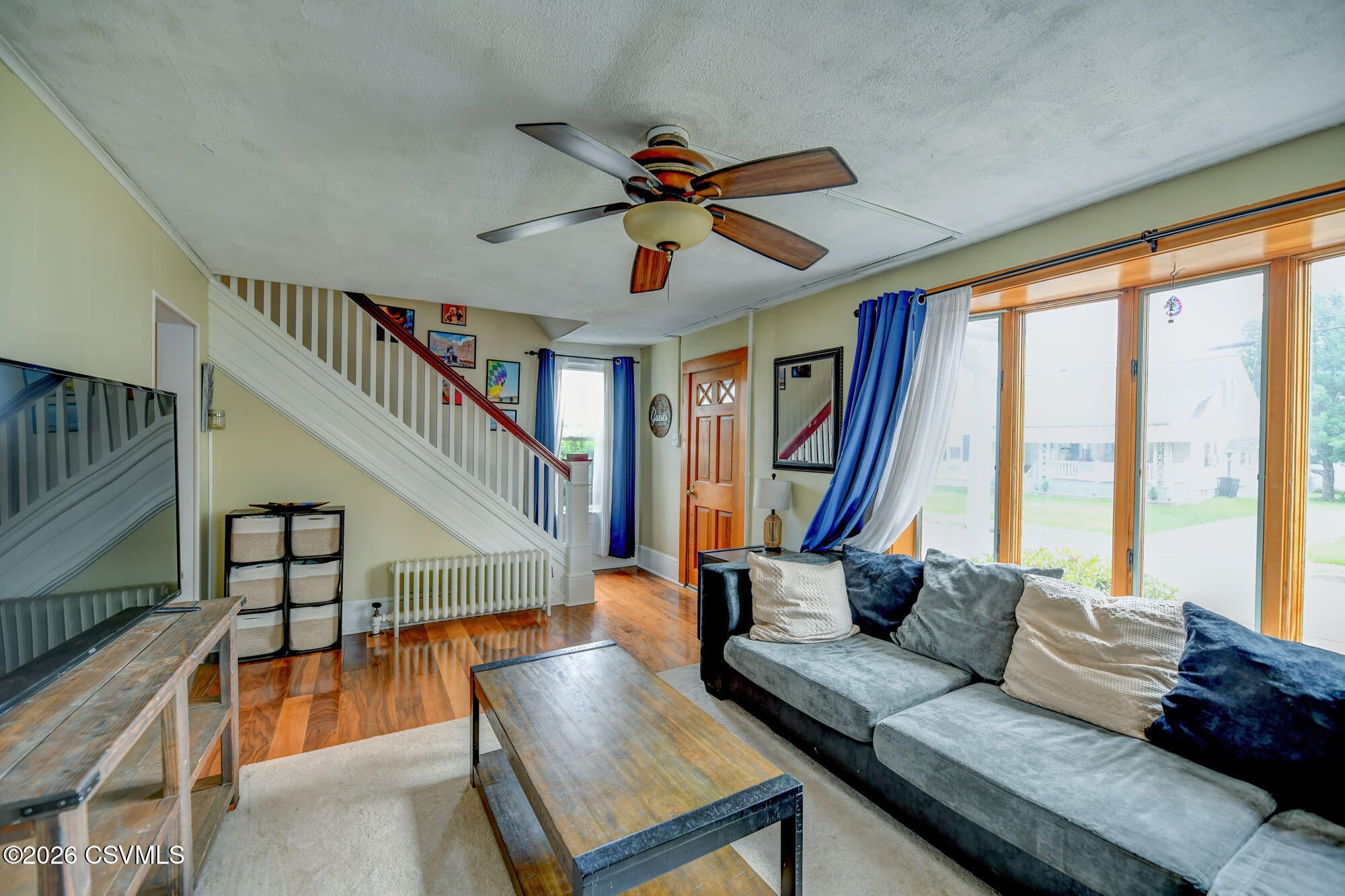 217 w 9th street