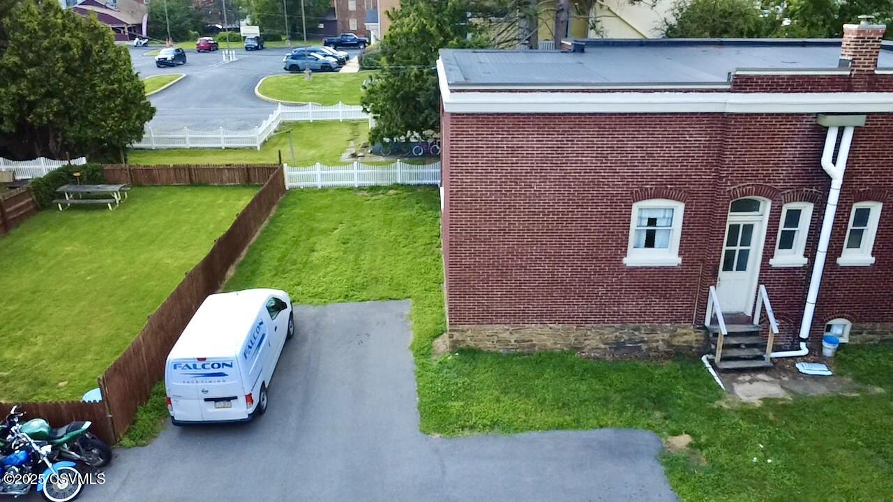 65 KING Street