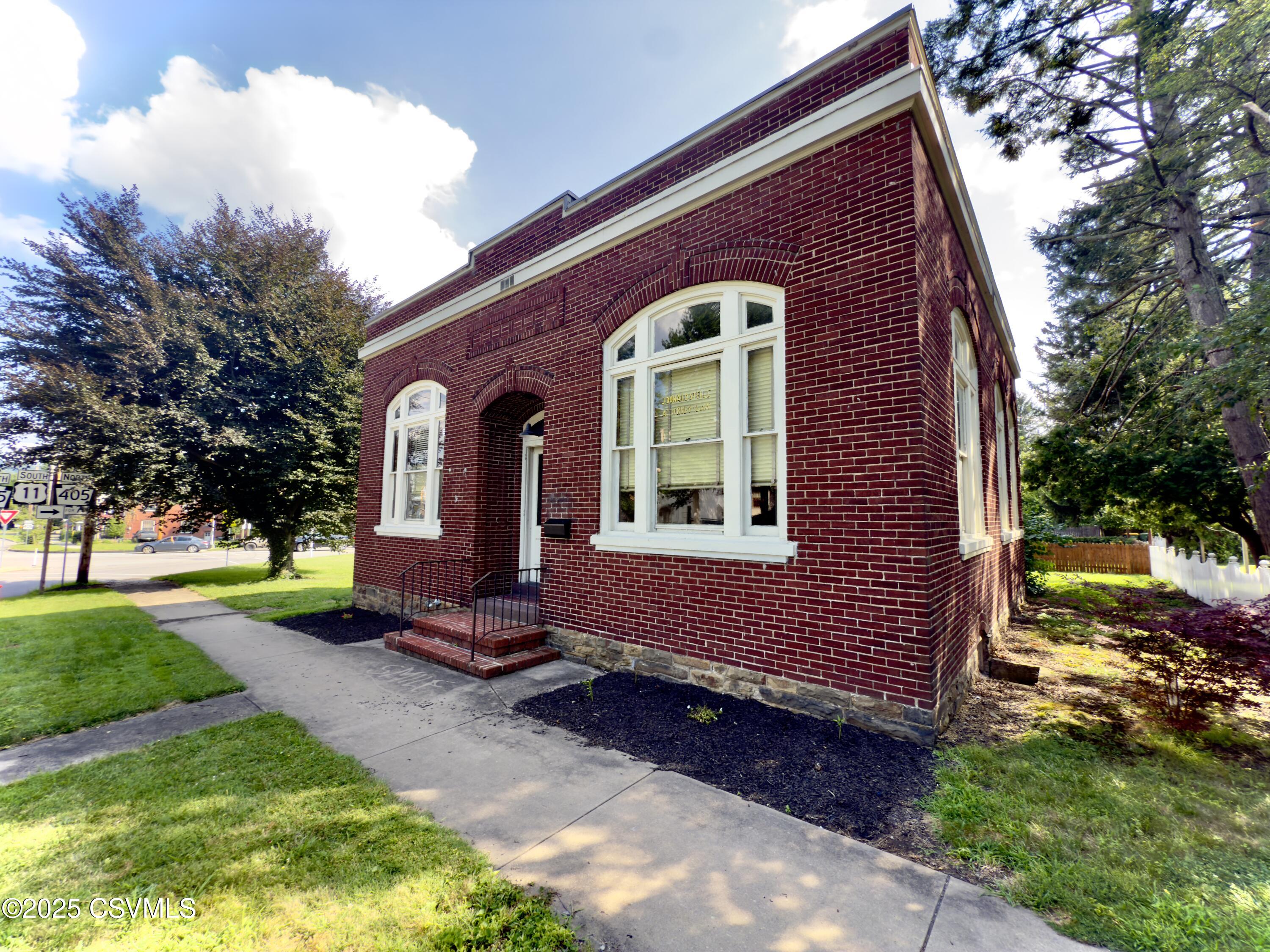 65 KING Street