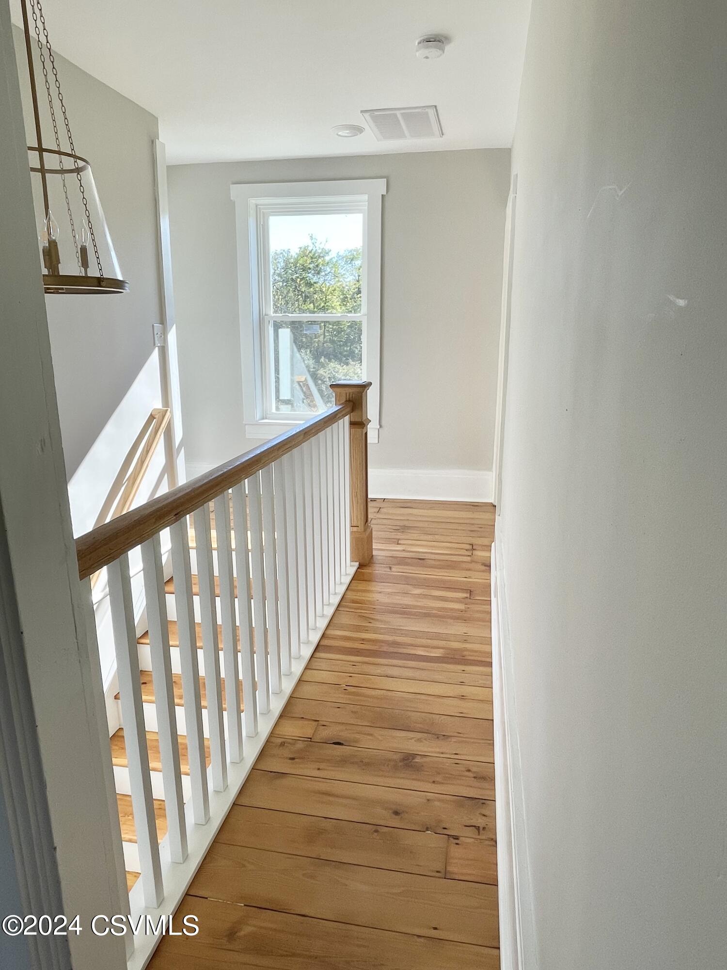 Lewisburg, Pennsylvania 17837, United States, 3 Bedrooms Bedrooms, ,2 BathroomsBathrooms,Residential,Active,40694