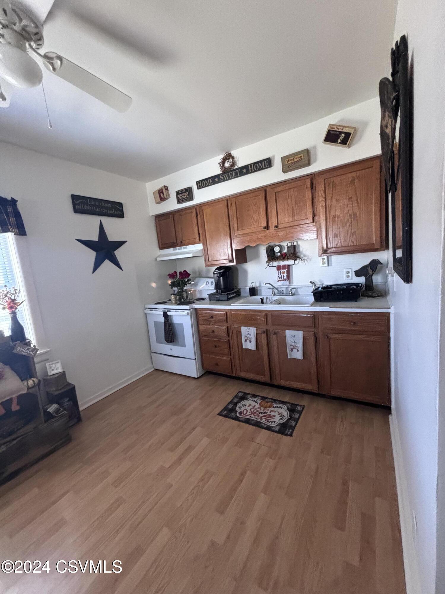 Milton, Pennsylvania 17847, United States, 8 Bedrooms Bedrooms, ,3 BathroomsBathrooms,Residential,Active,33120