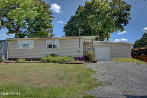 Homes for sale in Lewisburg PA 38 210 WALNUT Street Lewisburg PA 17837