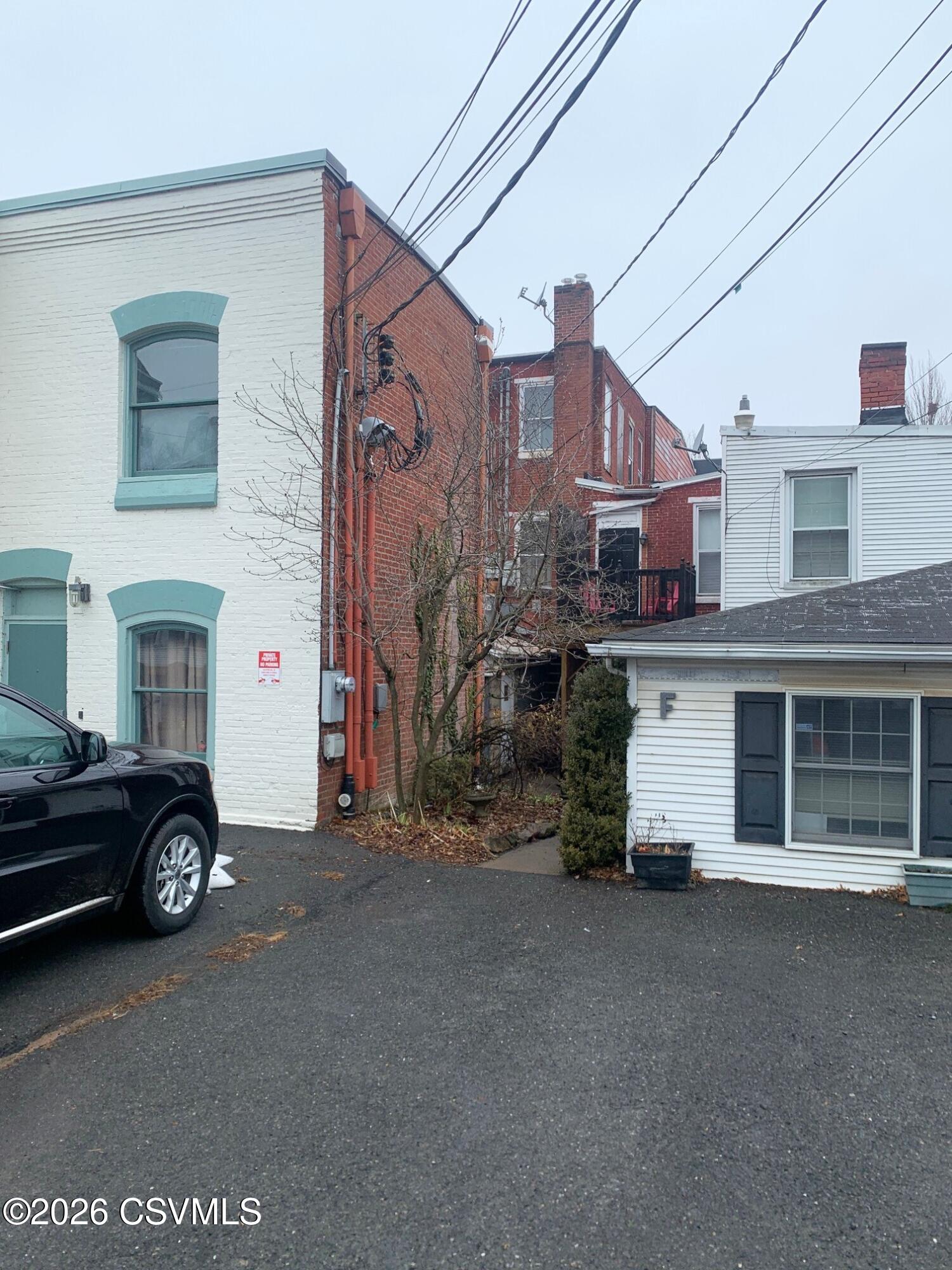 233-235 MARKET Street