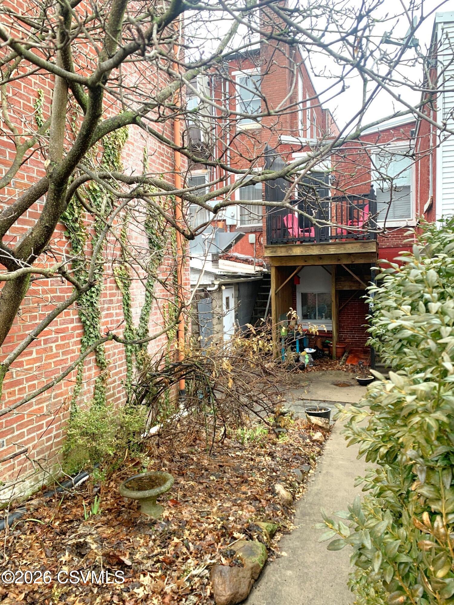 233-235 MARKET Street