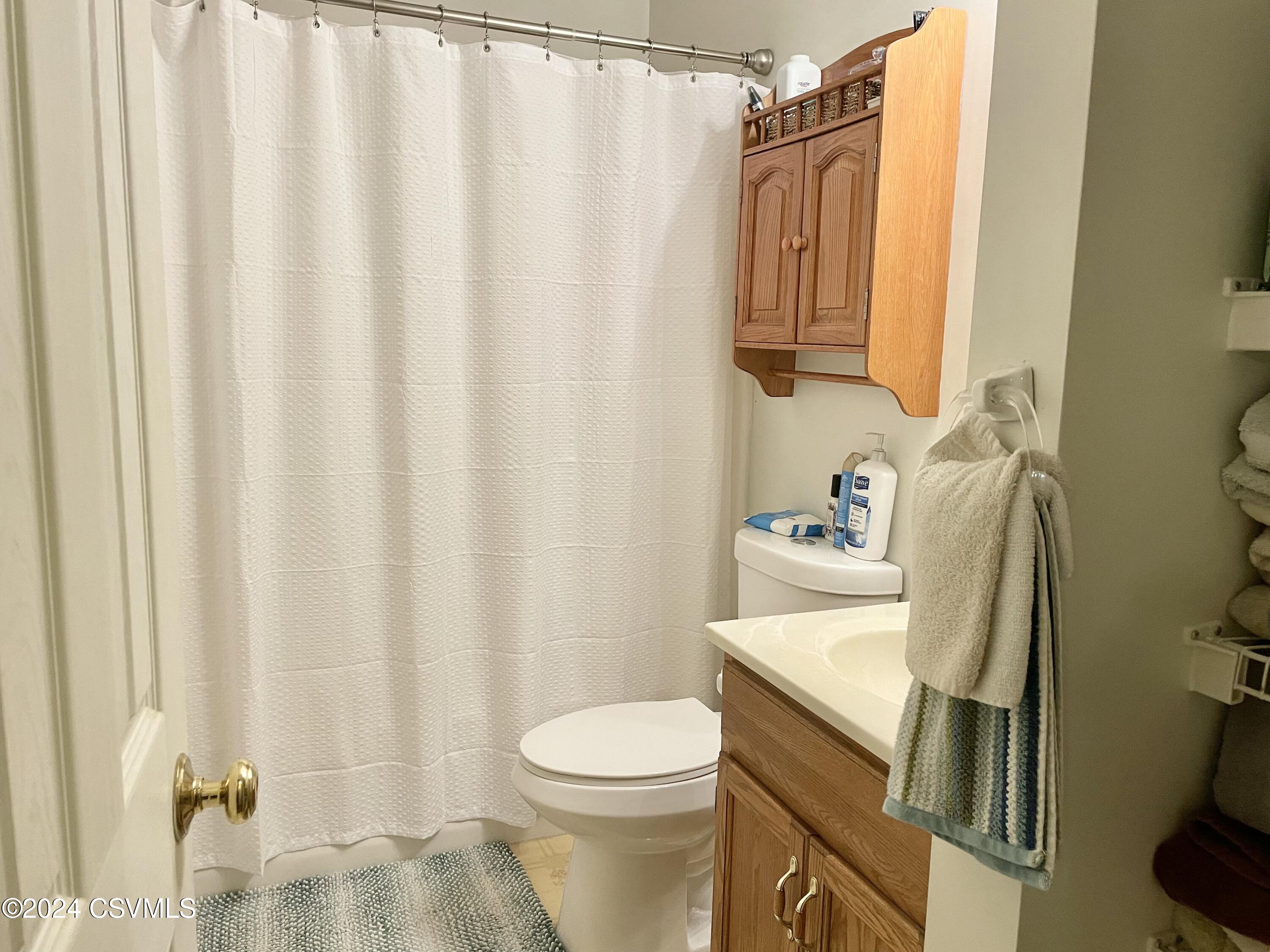 Mifflinburg, Pennsylvania 17844, United States, 4 Bedrooms Bedrooms, ,2 BathroomsBathrooms,Residential,Active,31443