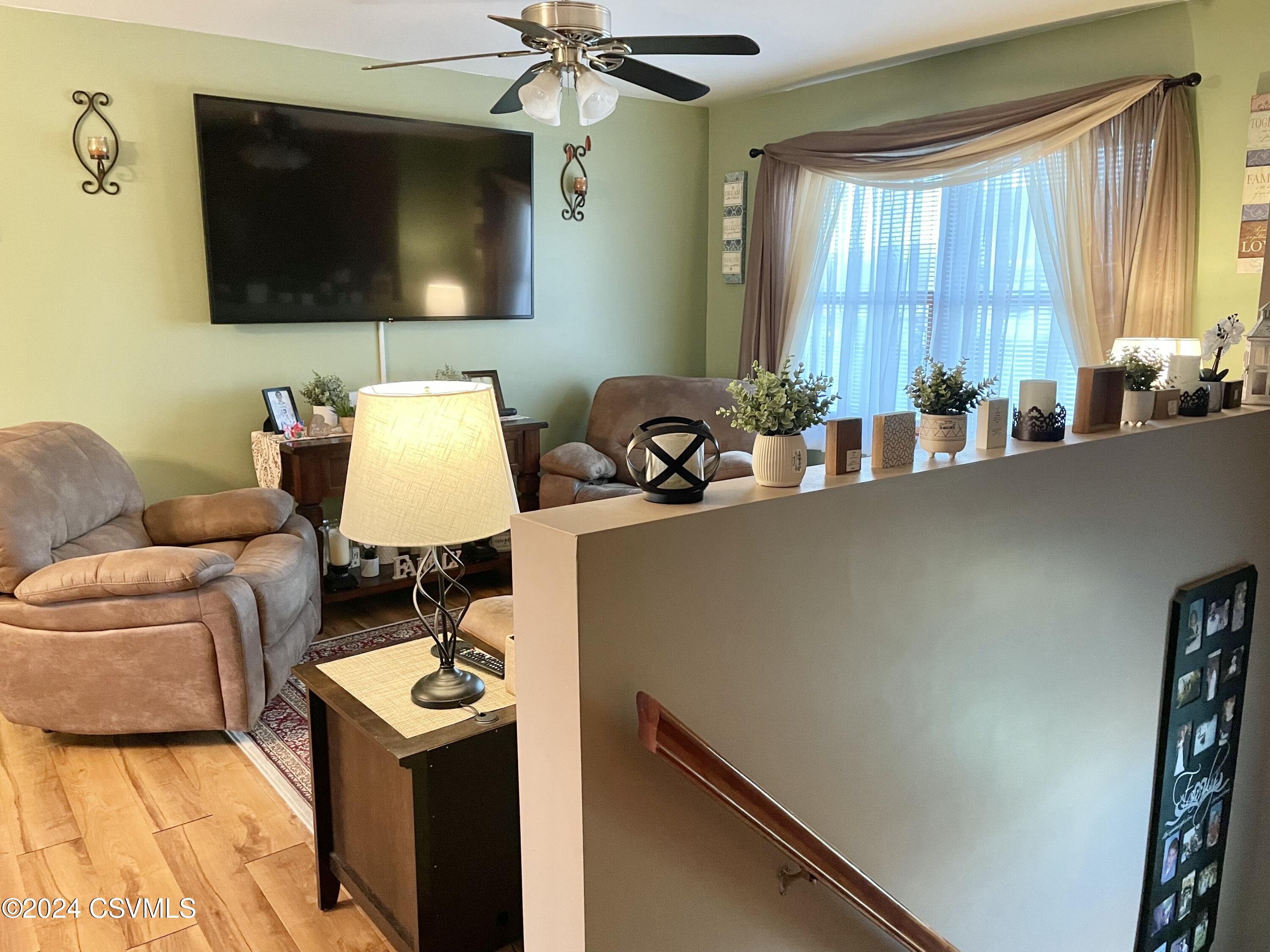 Mifflinburg, Pennsylvania 17844, United States, 4 Bedrooms Bedrooms, ,2 BathroomsBathrooms,Residential,Active,31443