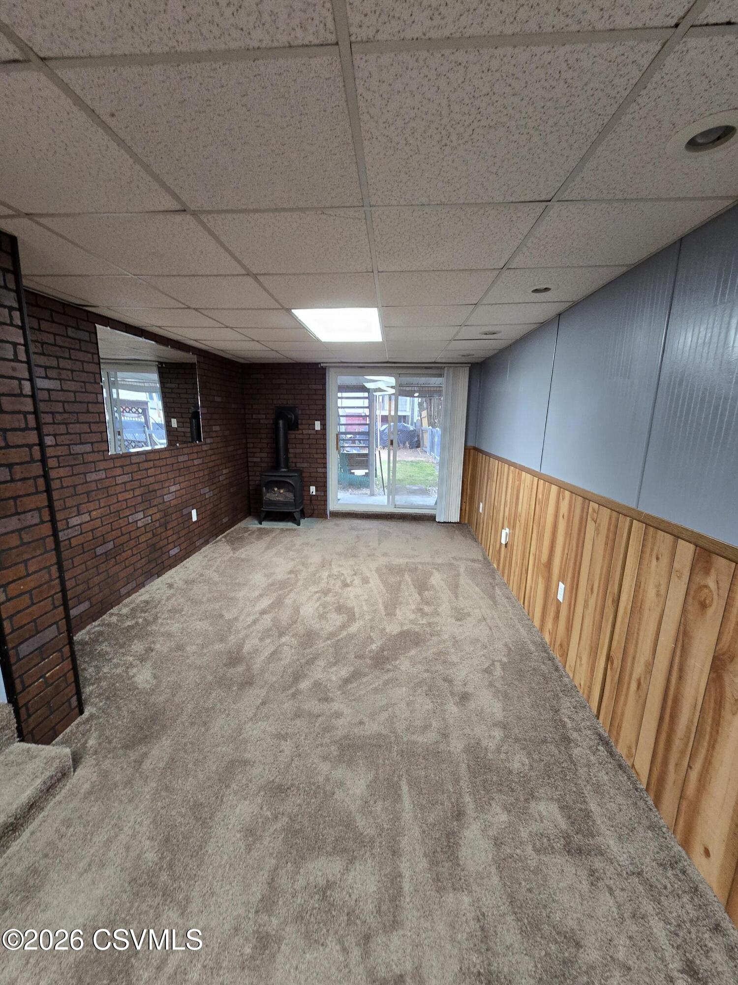 Properties 4 302 N MAPLE Street