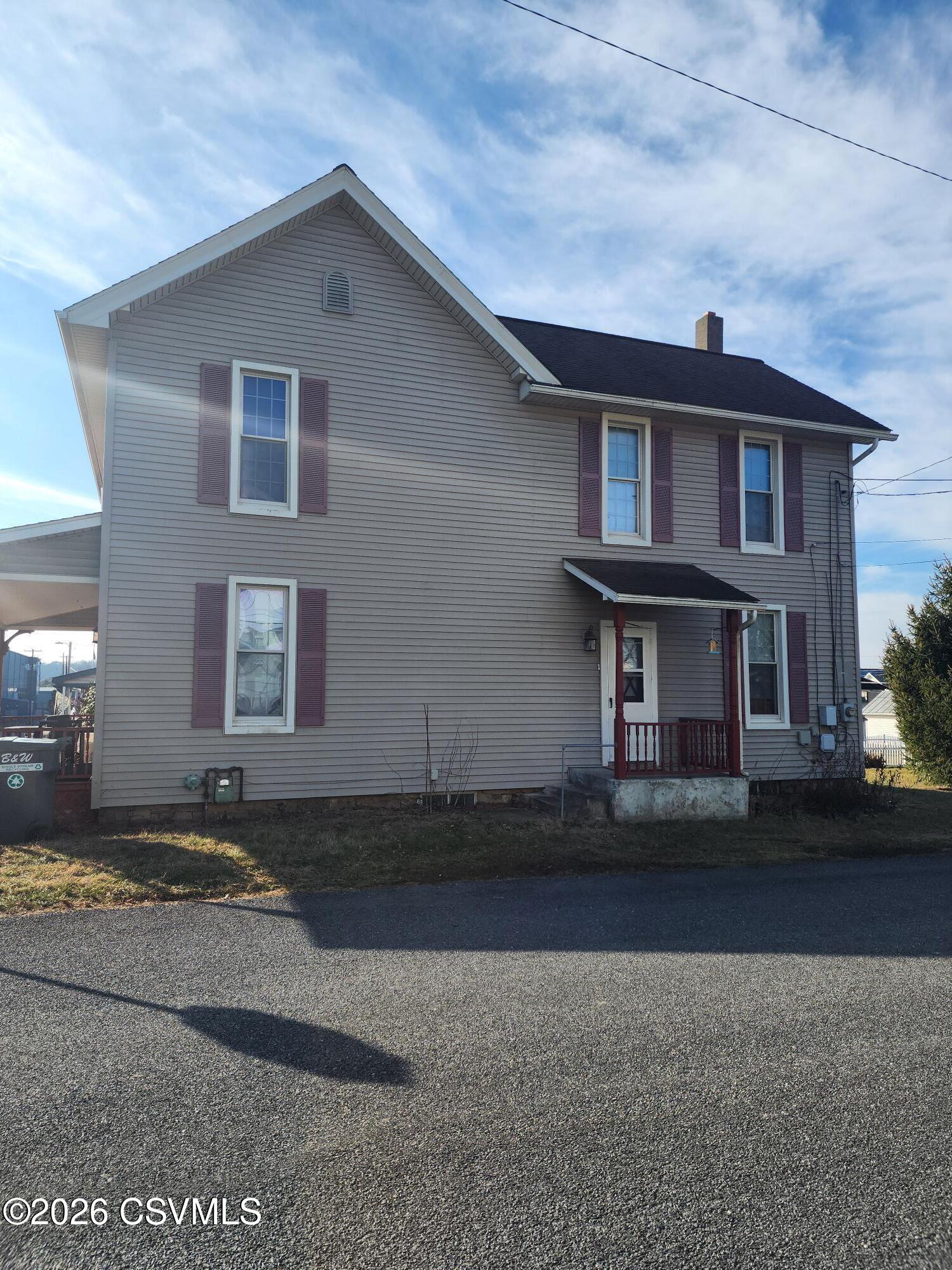 Properties 6 227 E 7TH Street