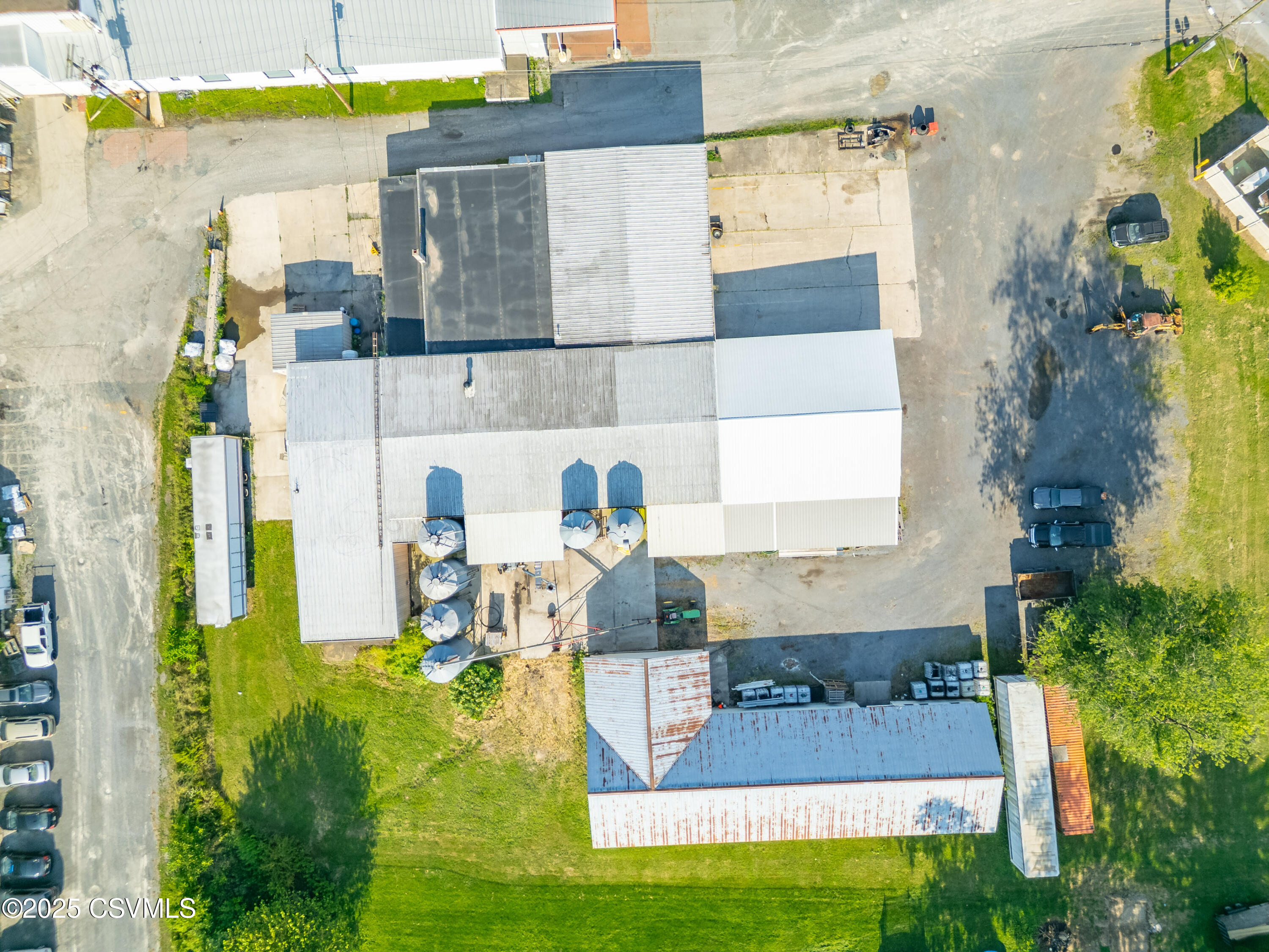 87 QUAKER CHURCH Road