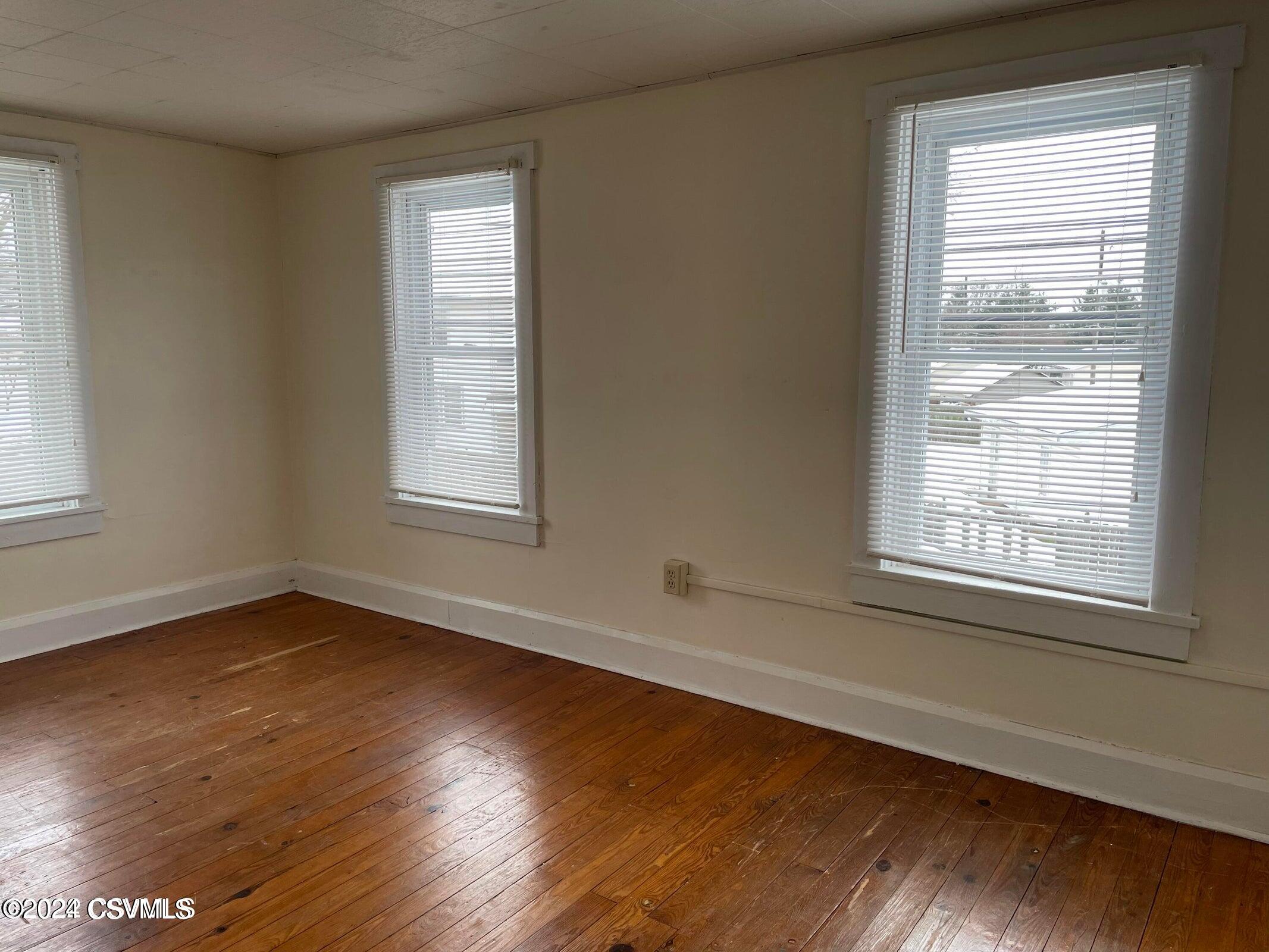 Mifflinburg, Pennsylvania 17844, United States, 4 Bedrooms Bedrooms, ,2 BathroomsBathrooms,Residential,Active,57090