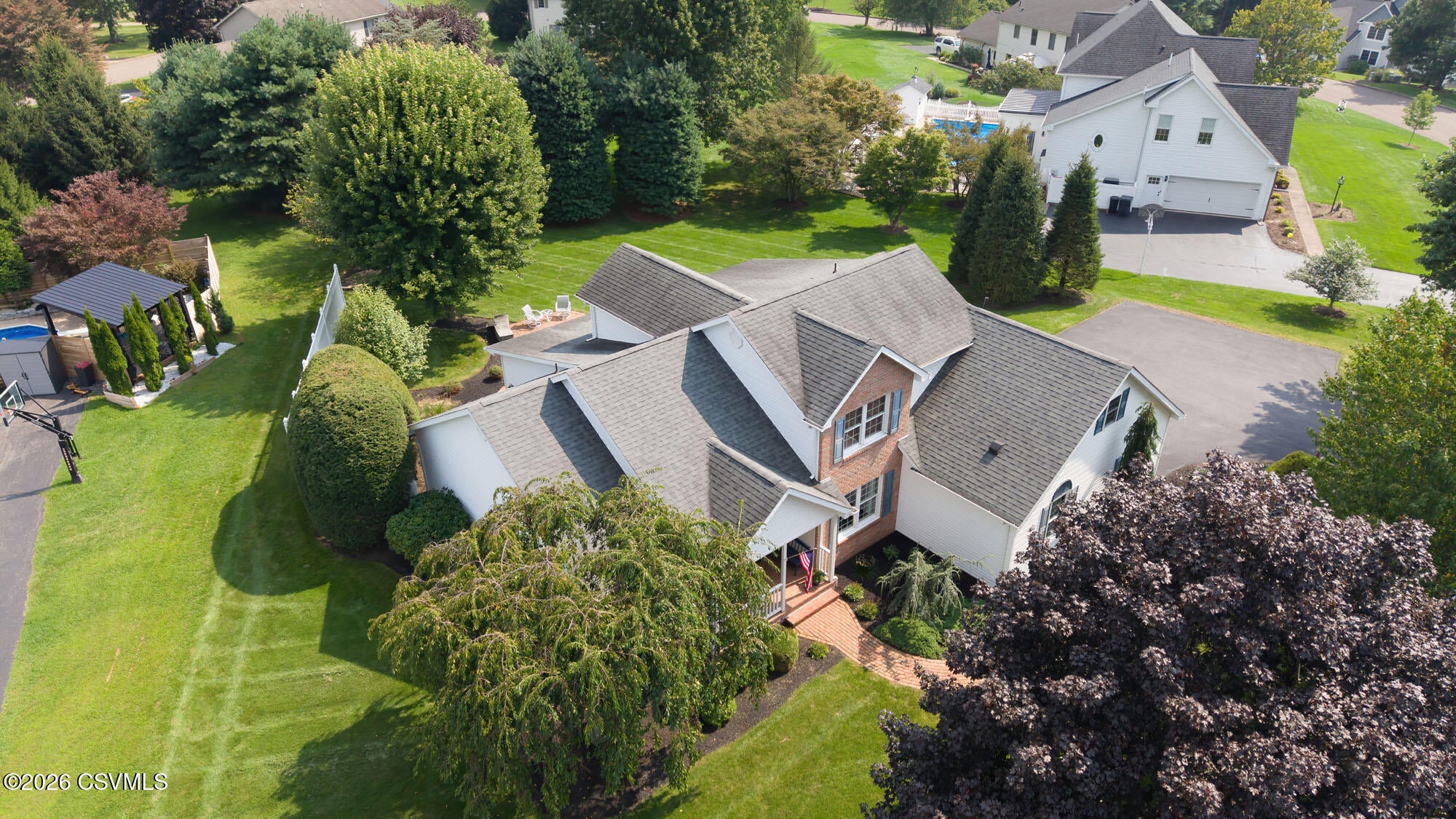22 crestmont circle