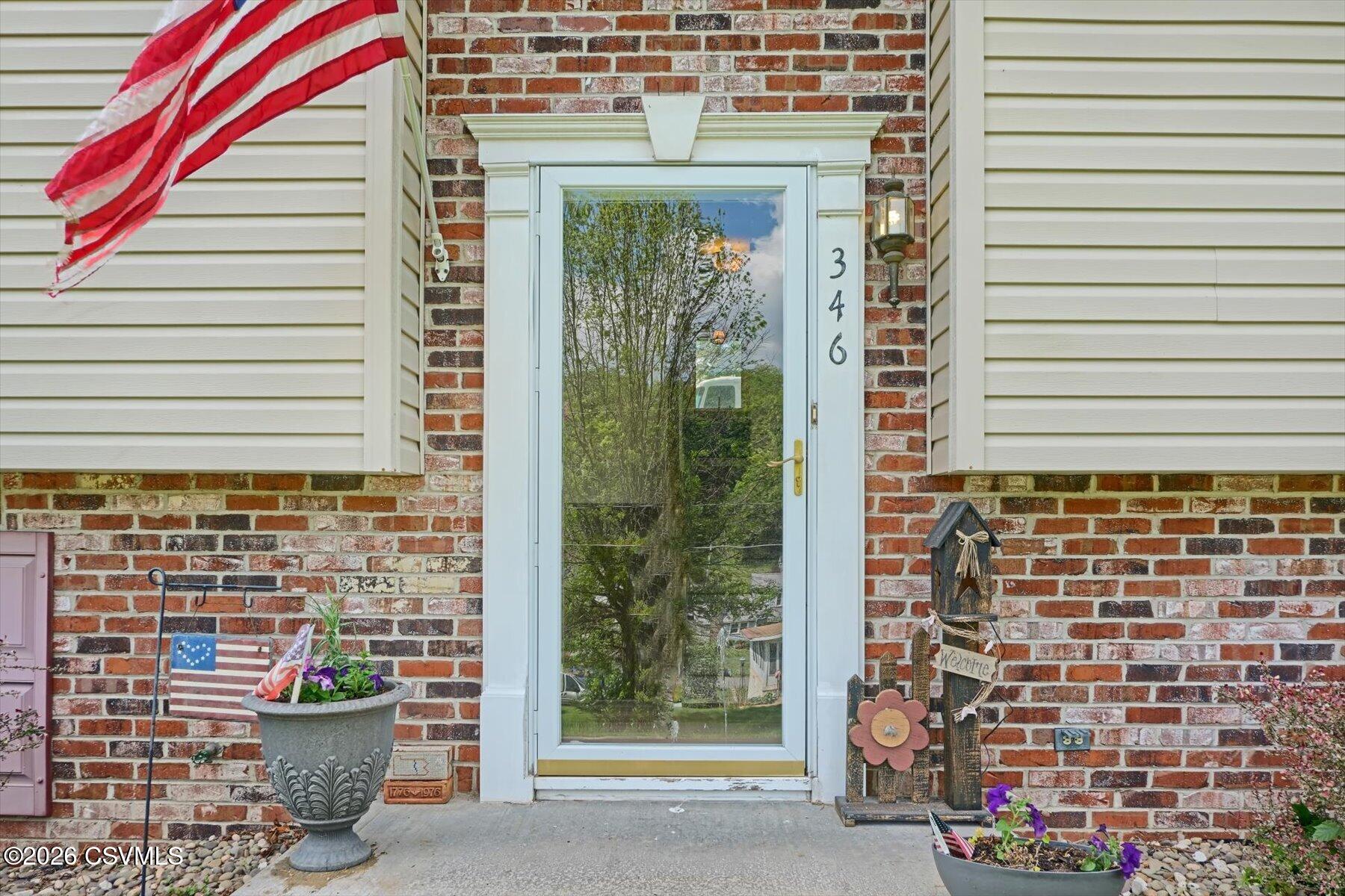 346 locust street