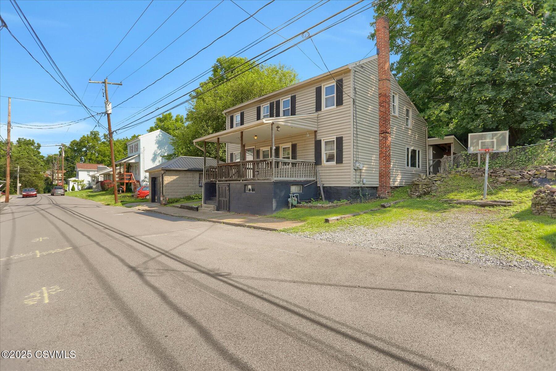 1278 UPPER MULBERRY Street