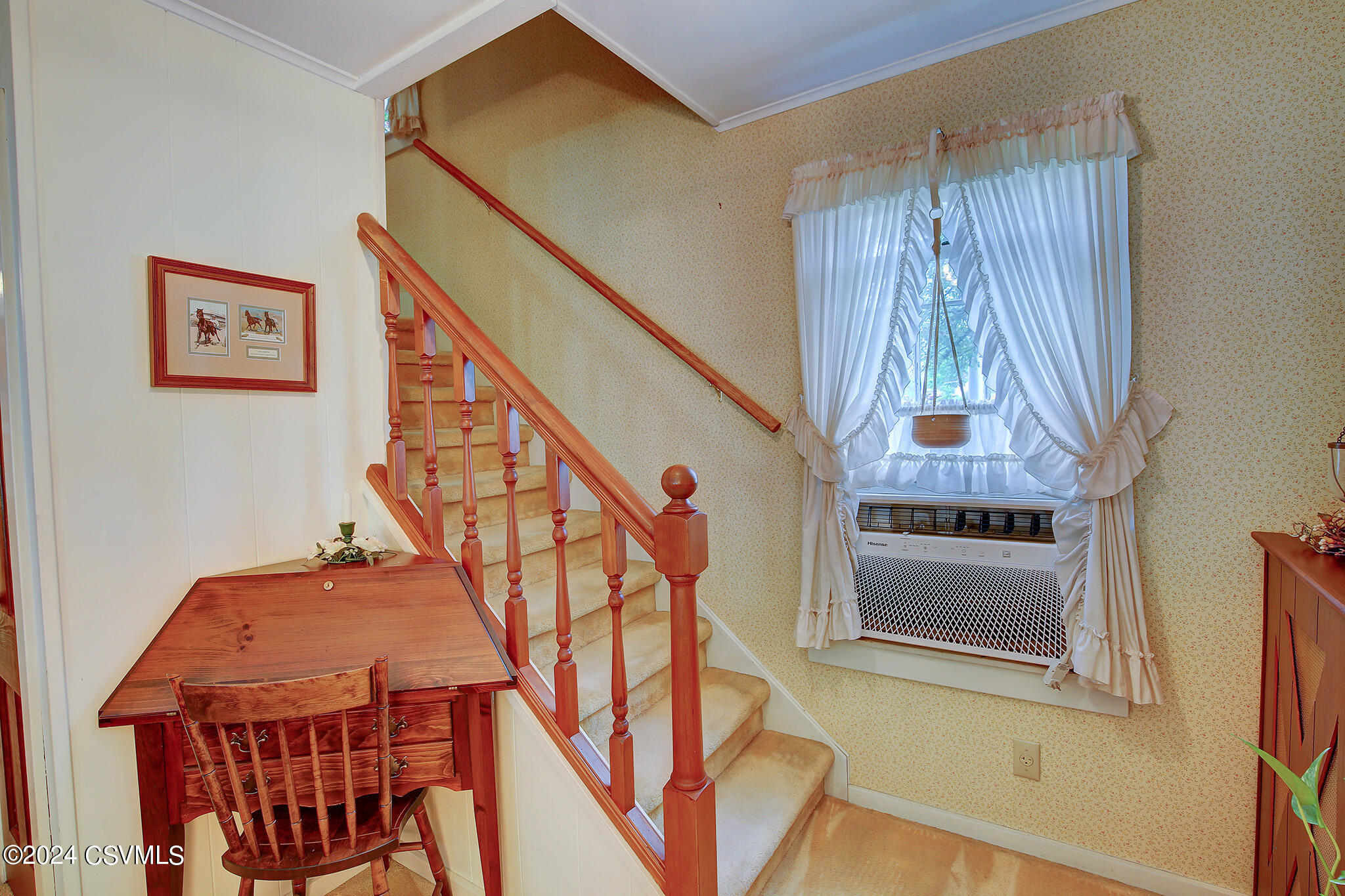 Bloomsburg, Pennsylvania 17815, United States, 4 Bedrooms Bedrooms, ,2 BathroomsBathrooms,Residential,Active,39178