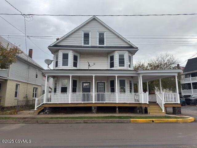 Properties 4 179-181 RAILROAD Street