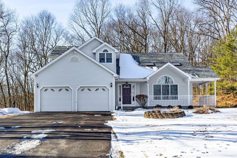 Danville 5 135 WOODHILL Road Danville PA 17821