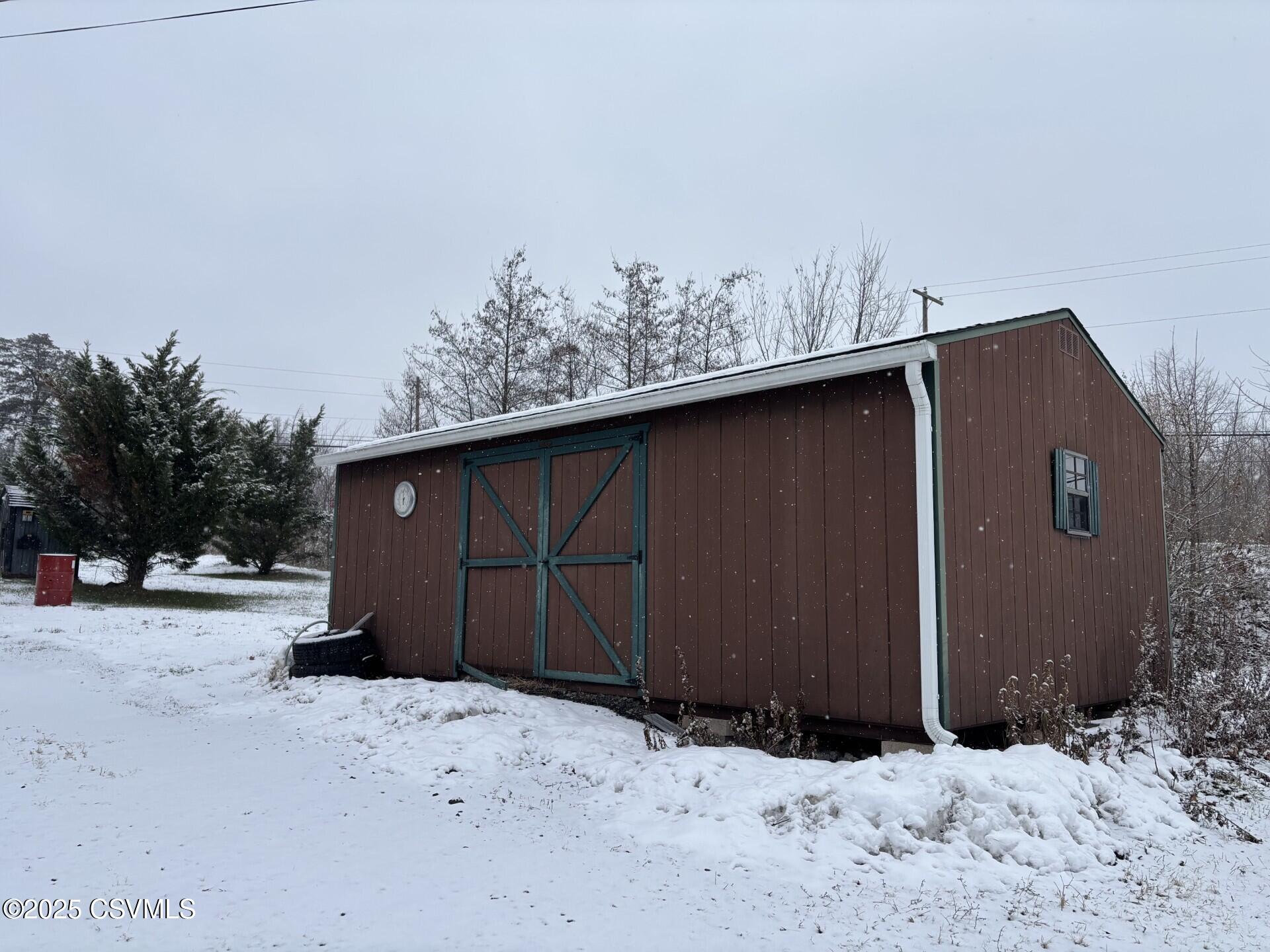 3861 FOREST HILL Road