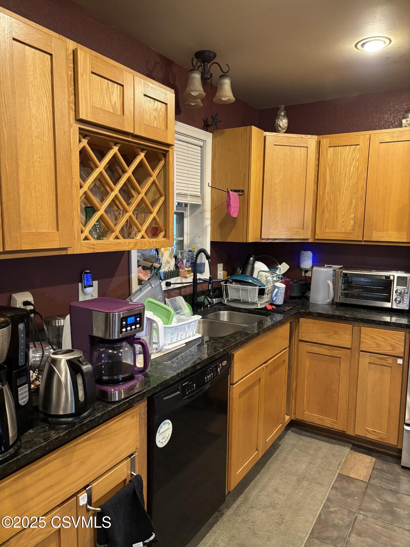 3861 FOREST HILL Road