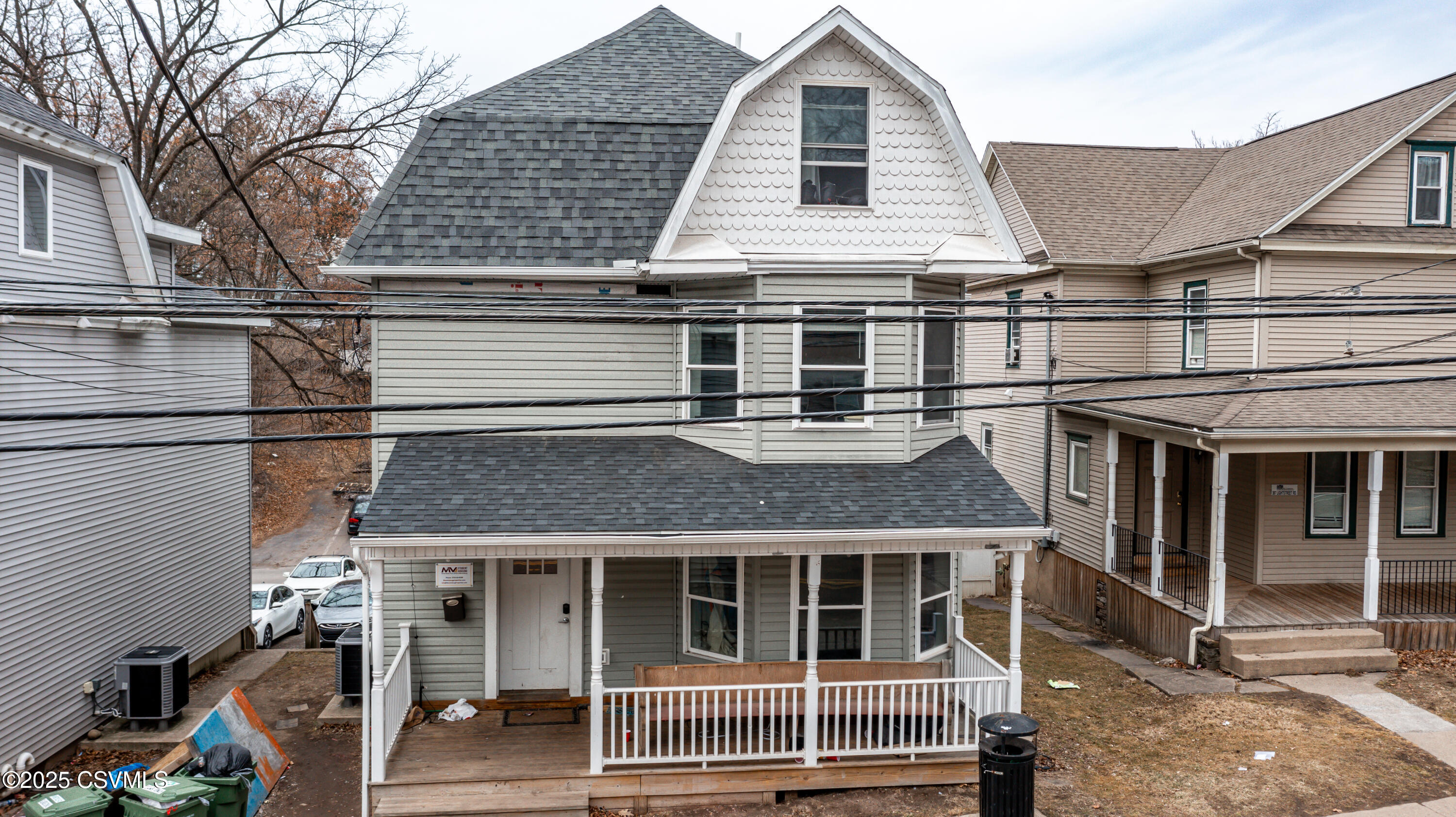 385 LIGHTSTREET Road