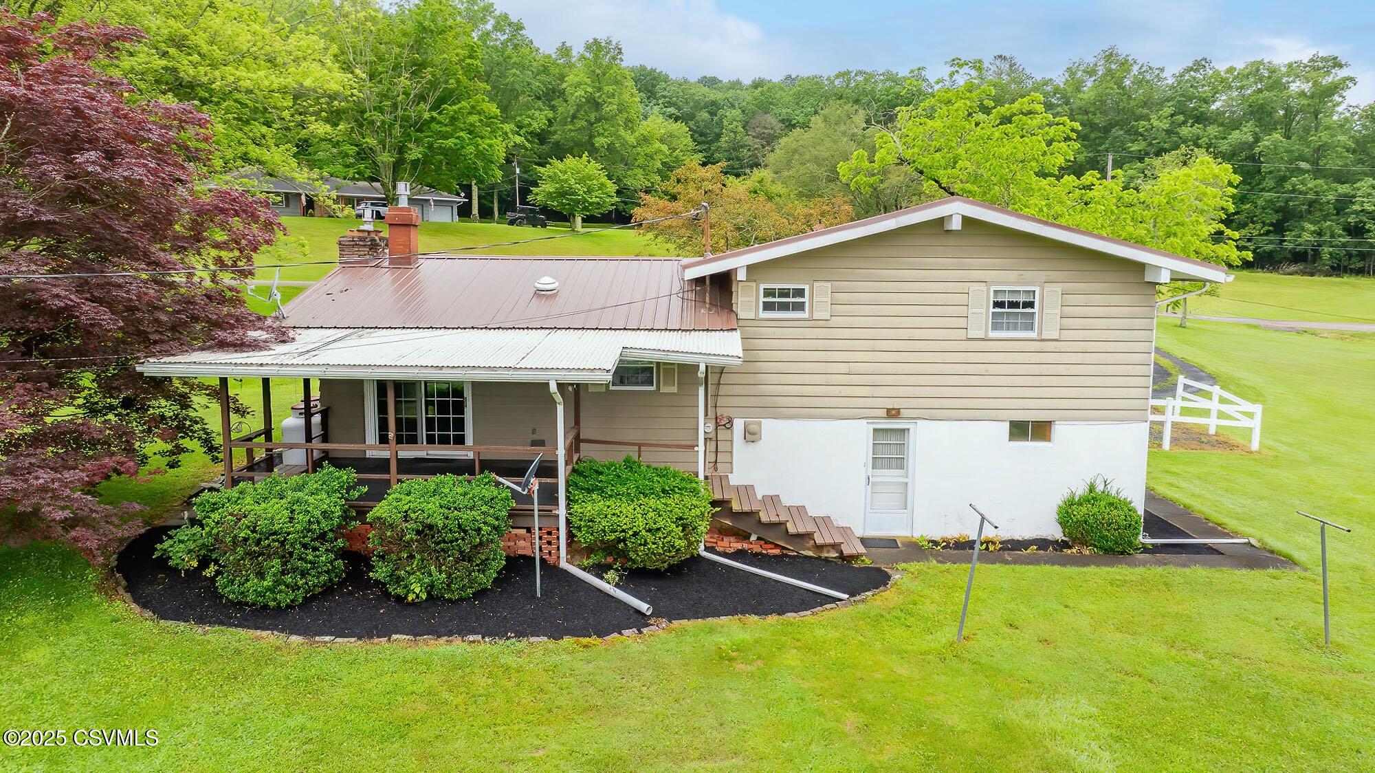 157 DISTILLERY HILL Road