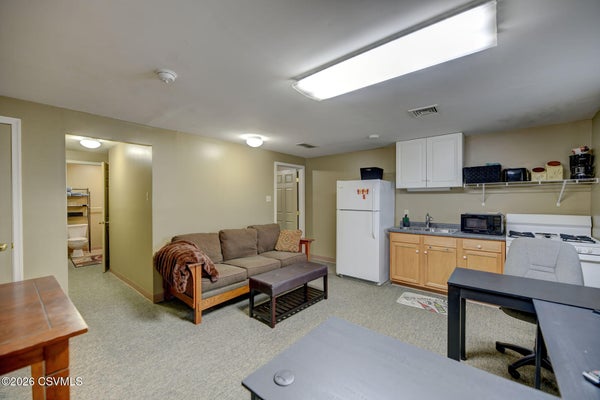 142 E 9TH ST, BLOOMSBURG, PA 17815 - Image 511f83ea9b86a912cce5b277b4790ecc/1556518280