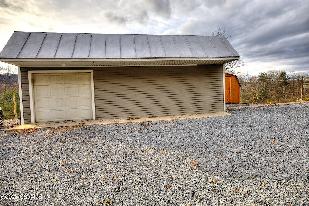 Properties 4 2305 state route 42