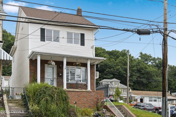 1205 W WALNUT ST, COAL TOWNSHIP, PA 17866 - Image 52d9dfeb6e10ef90bc587fa0af5c96be/41220533