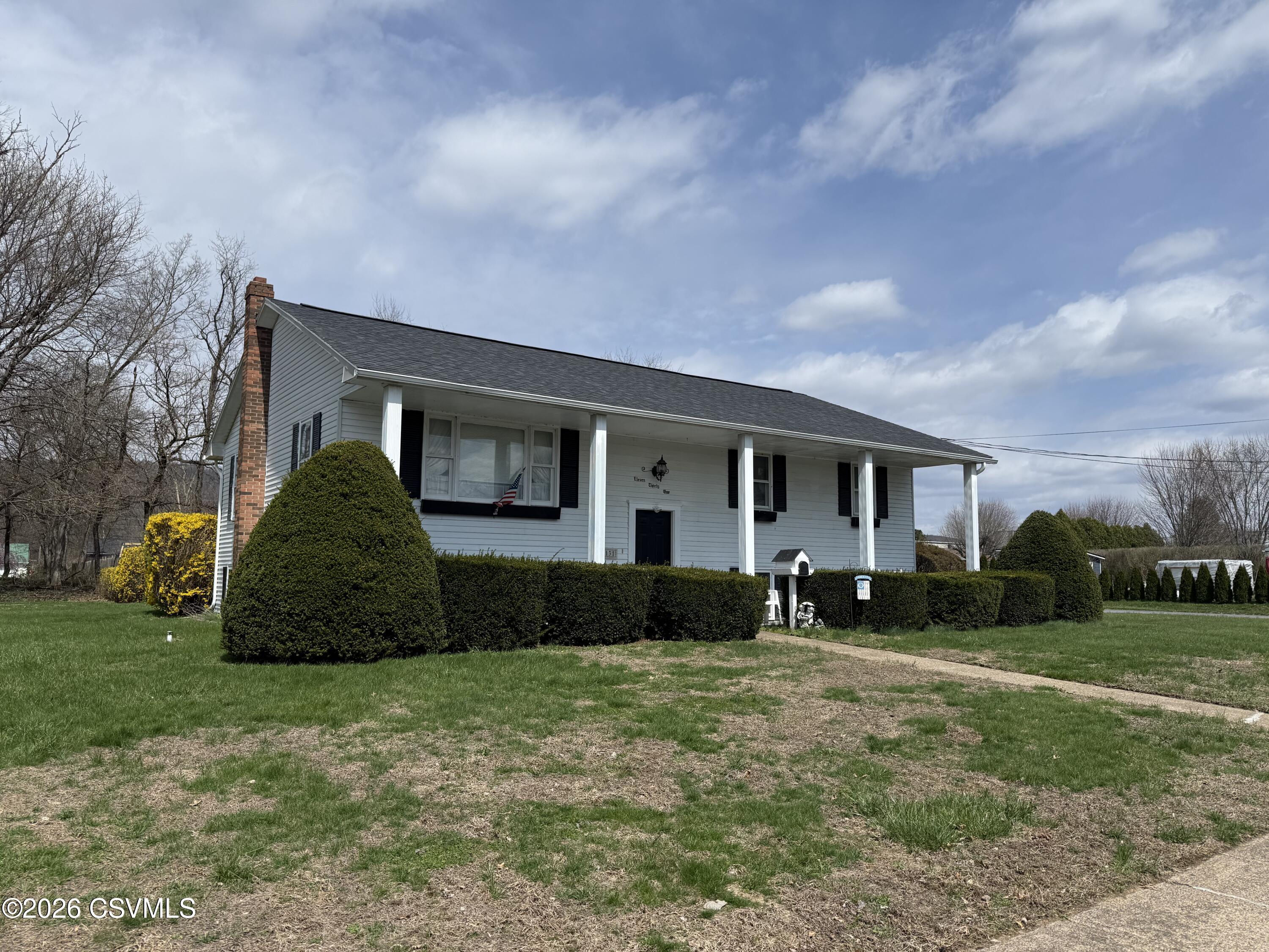 Properties 3 1131 e 6th street