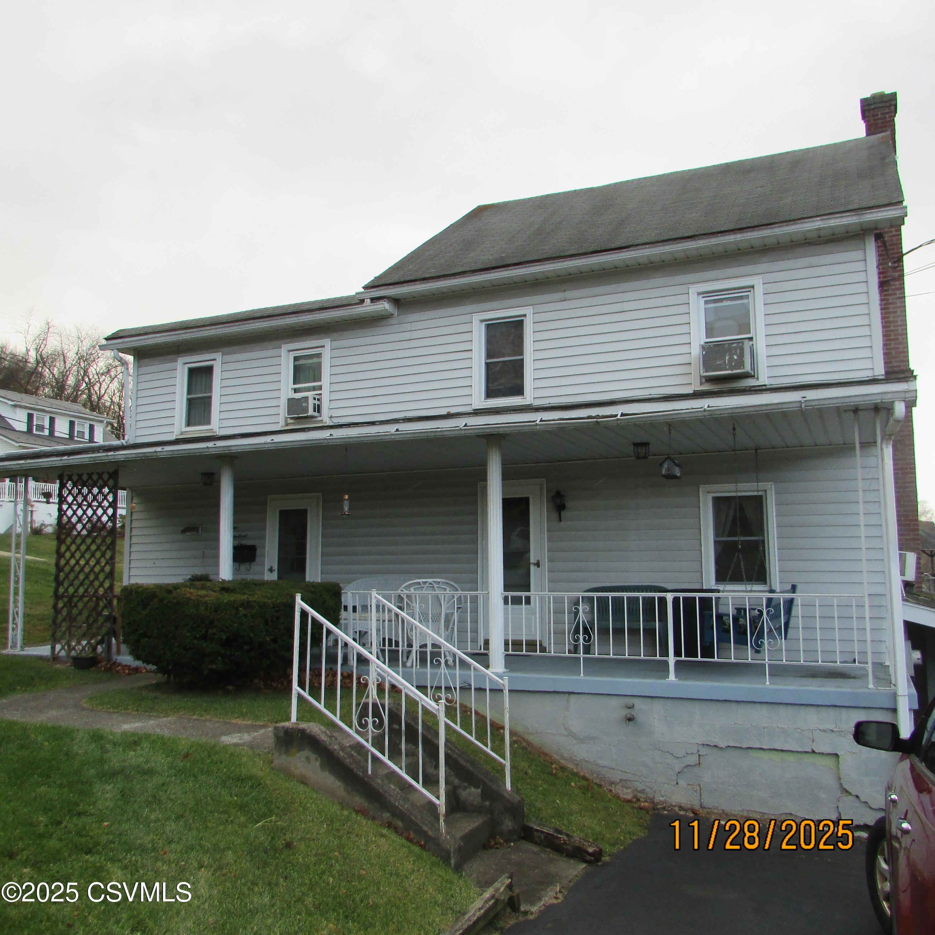 Properties 4 901 W COAL Street