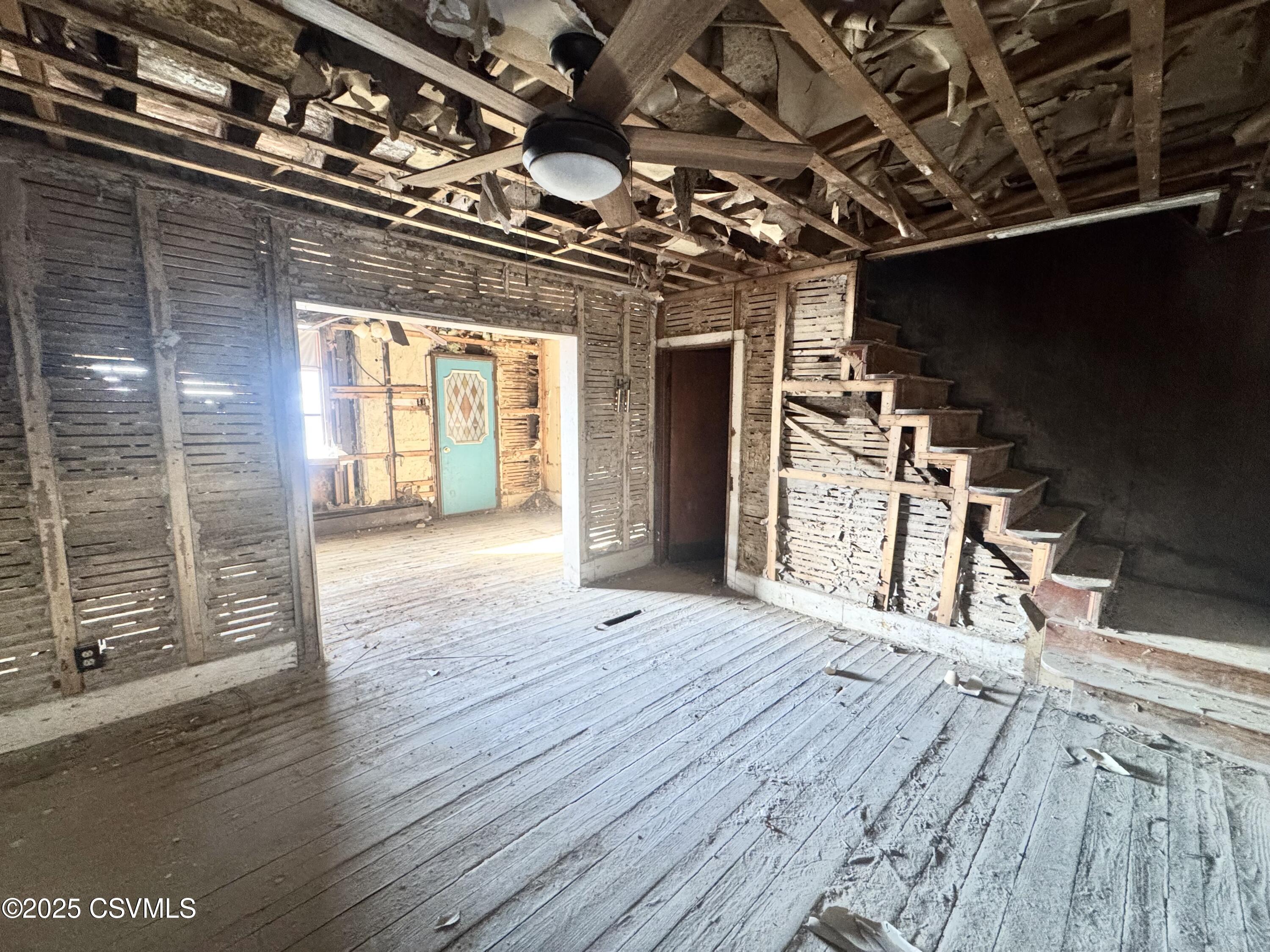 Properties 6 347 S 7TH Street