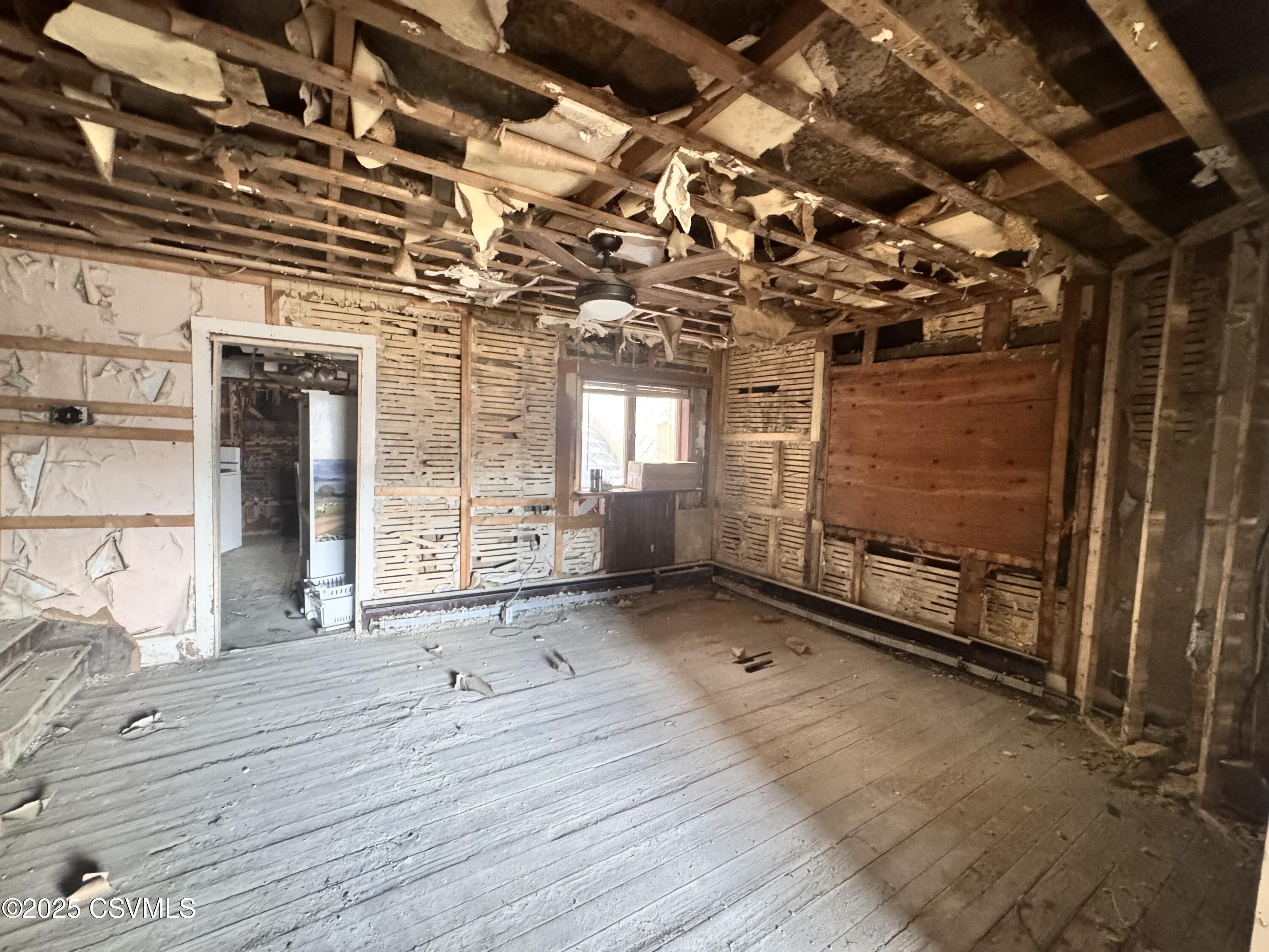 Properties 5 347 S 7TH Street