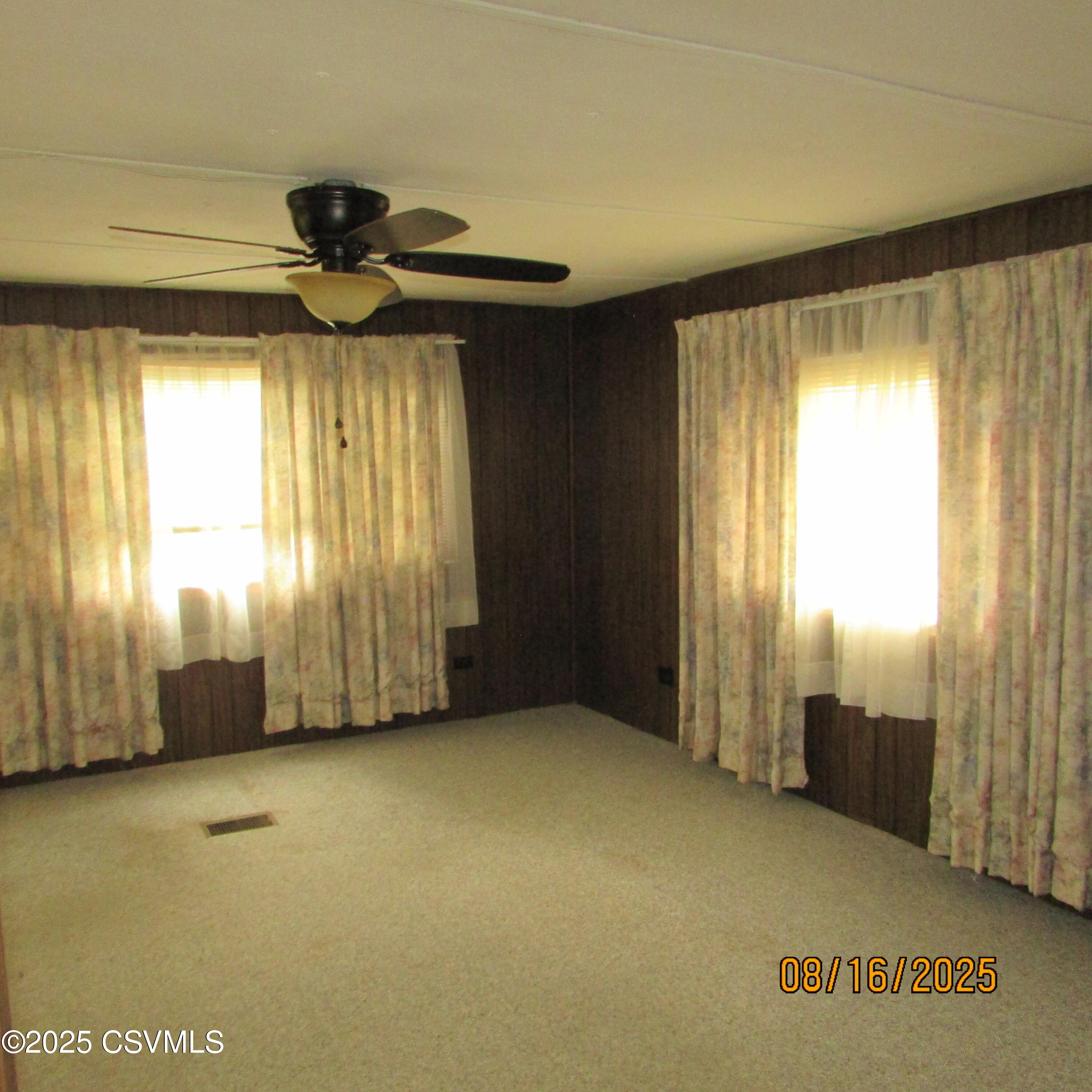 1021 STRAWBRIDGE Road