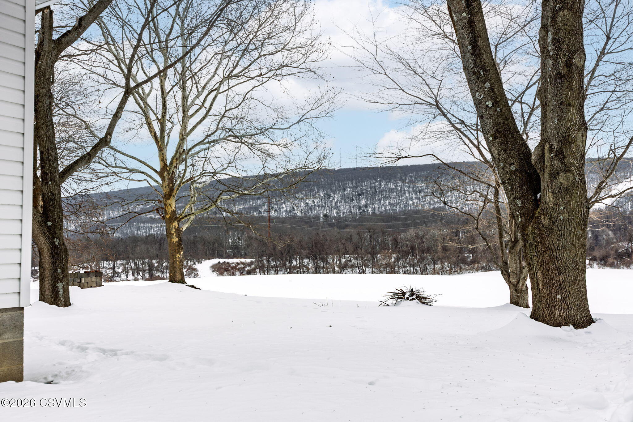 Properties 5 1650 RIDGE Road