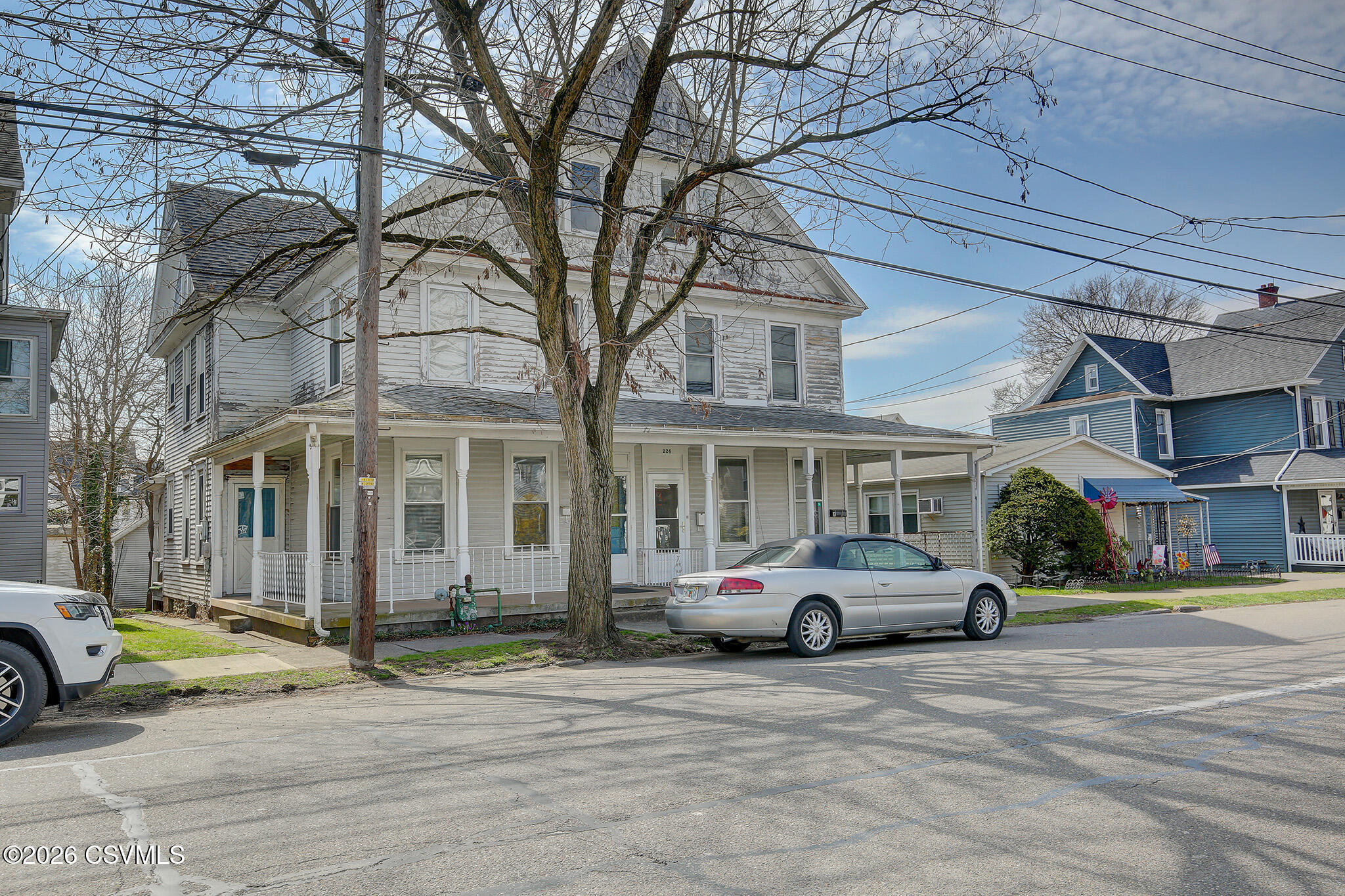 Properties 3 224-226 e 2nd street