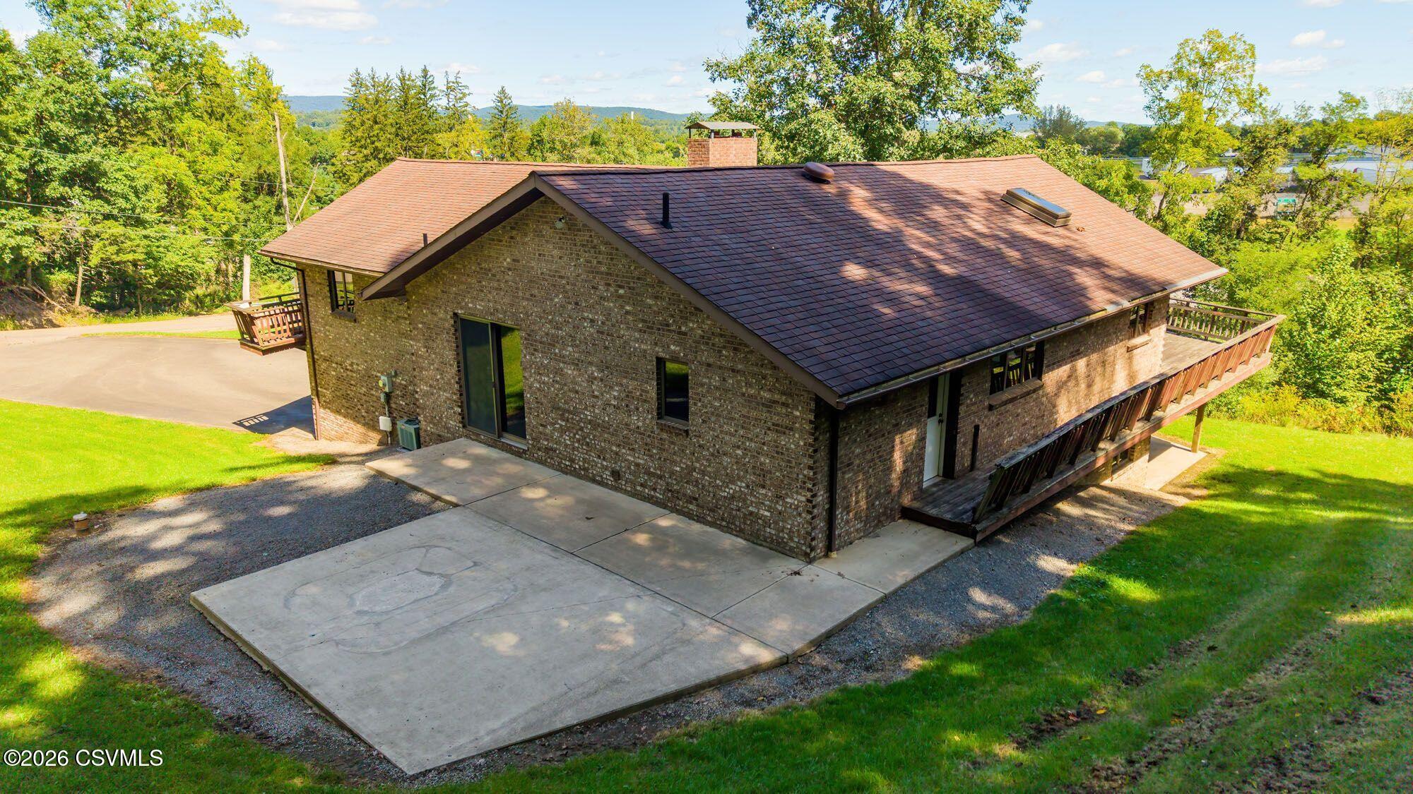 1330 pee wee hill road