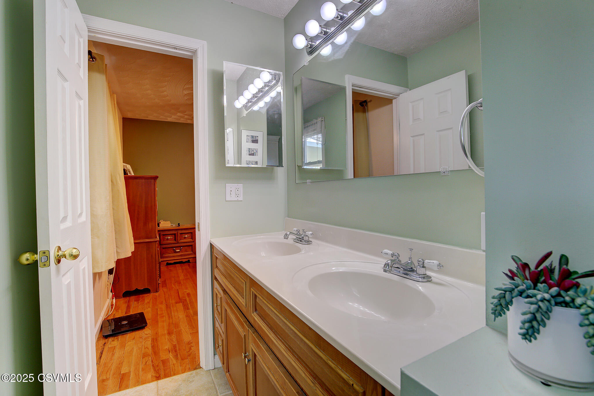 Danville, Pennsylvania 17821, United States, 3 Bedrooms Bedrooms, ,2 BathroomsBathrooms,Residential,Active,122933