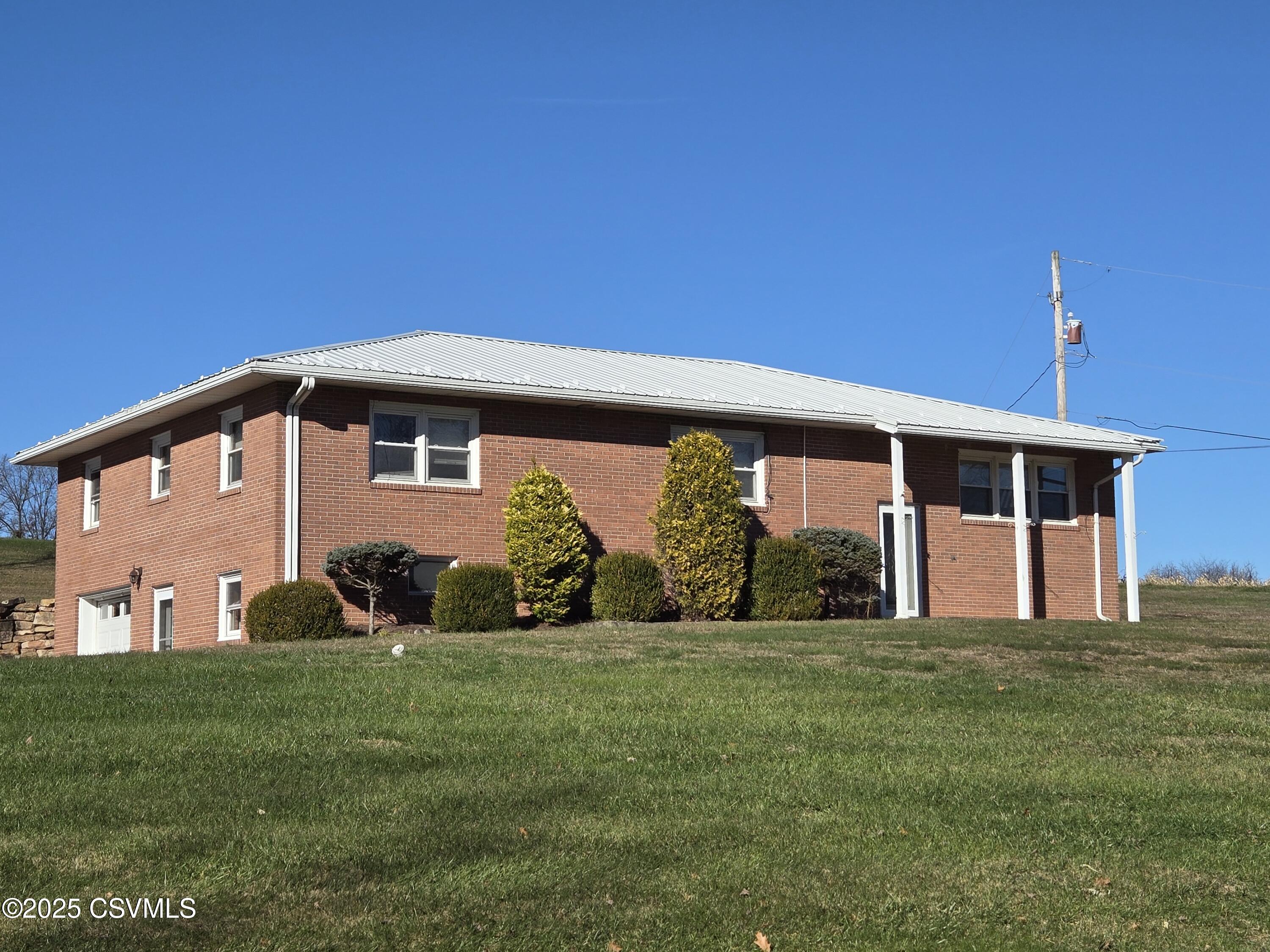 Properties 3 6520 MUSSER Lane