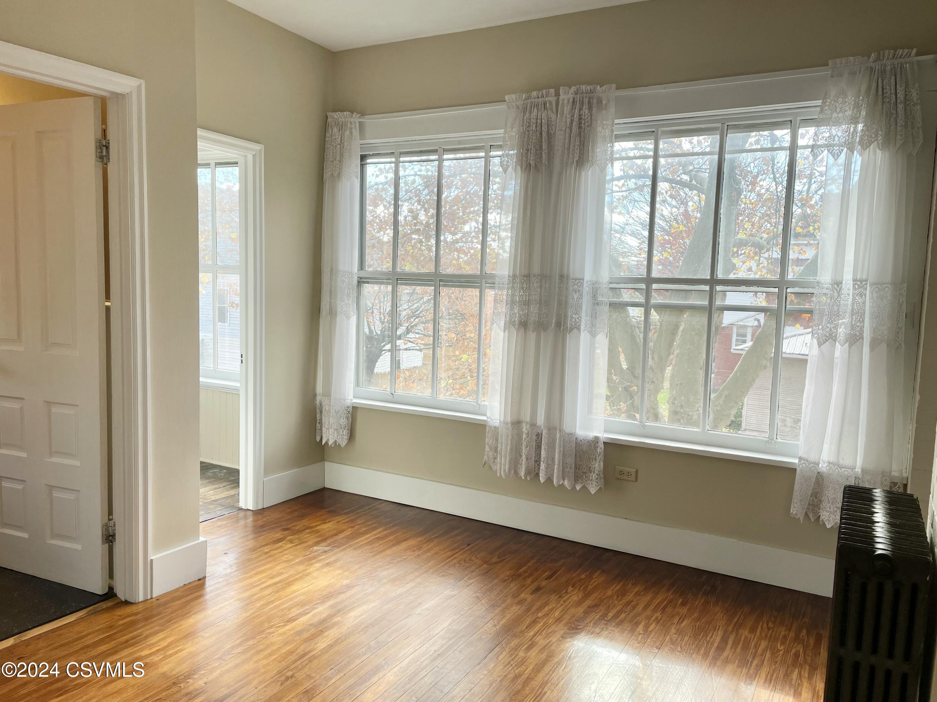 Milton, Pennsylvania 17847, United States, 1 Bedroom Bedrooms, ,1 BathroomBathrooms,Residential,Active,33479