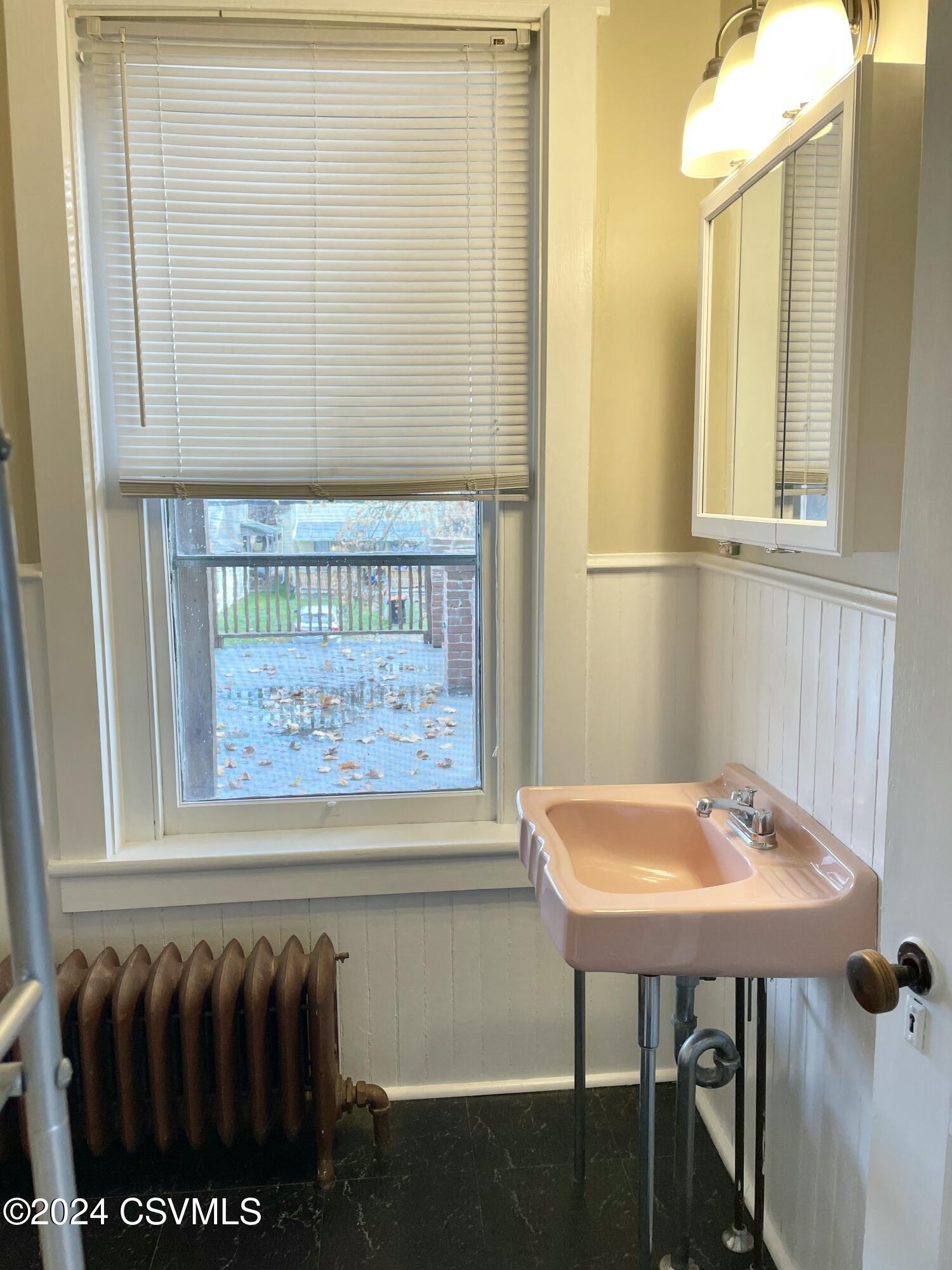 Milton, Pennsylvania 17847, United States, 1 Bedroom Bedrooms, ,1 BathroomBathrooms,Residential,Active,33479