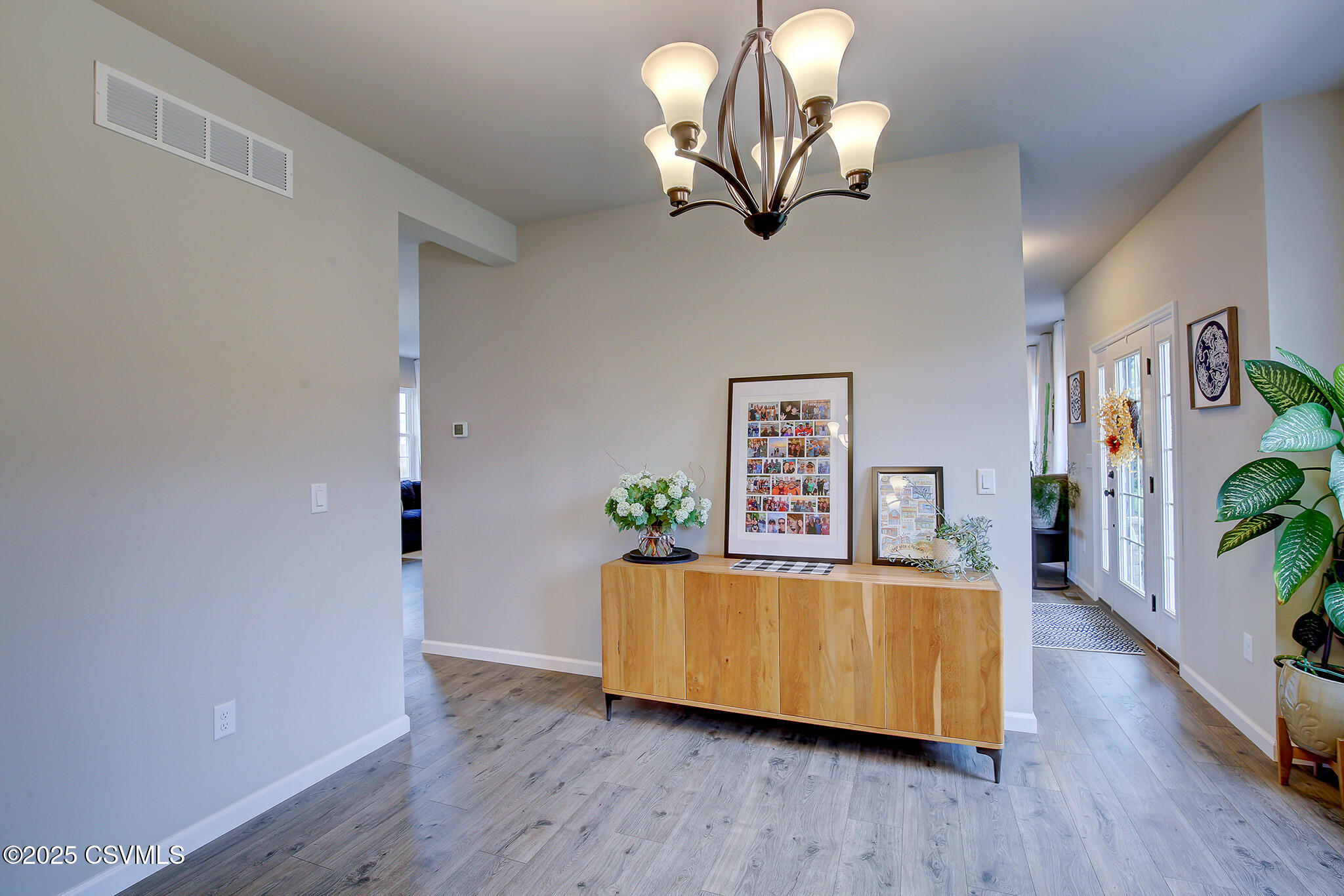 Lewisburg, Pennsylvania 17837, United States, 4 Bedrooms Bedrooms, ,2 BathroomsBathrooms,Residential,Active,231823