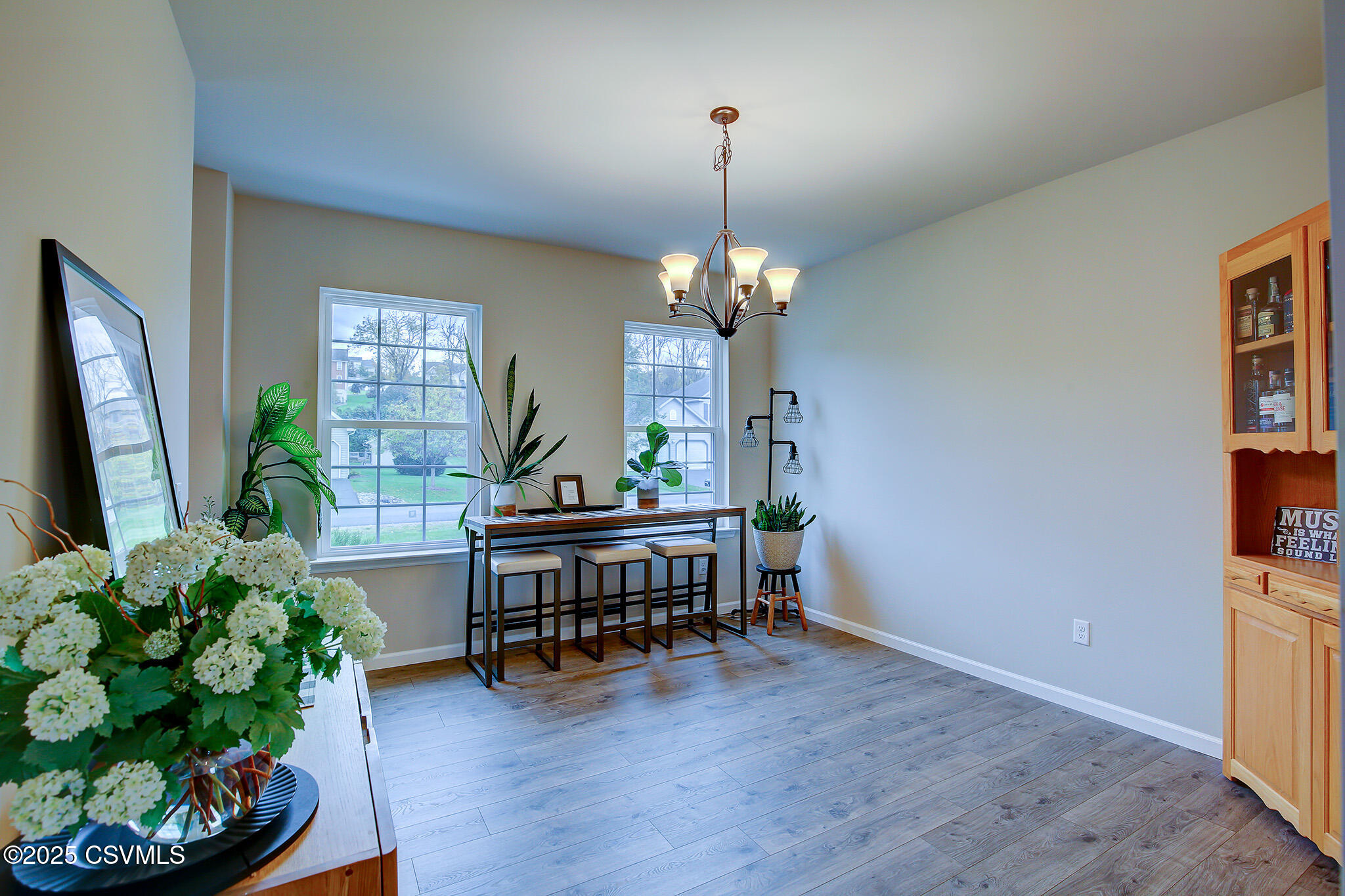 Lewisburg, Pennsylvania 17837, United States, 4 Bedrooms Bedrooms, ,2 BathroomsBathrooms,Residential,Active,231823