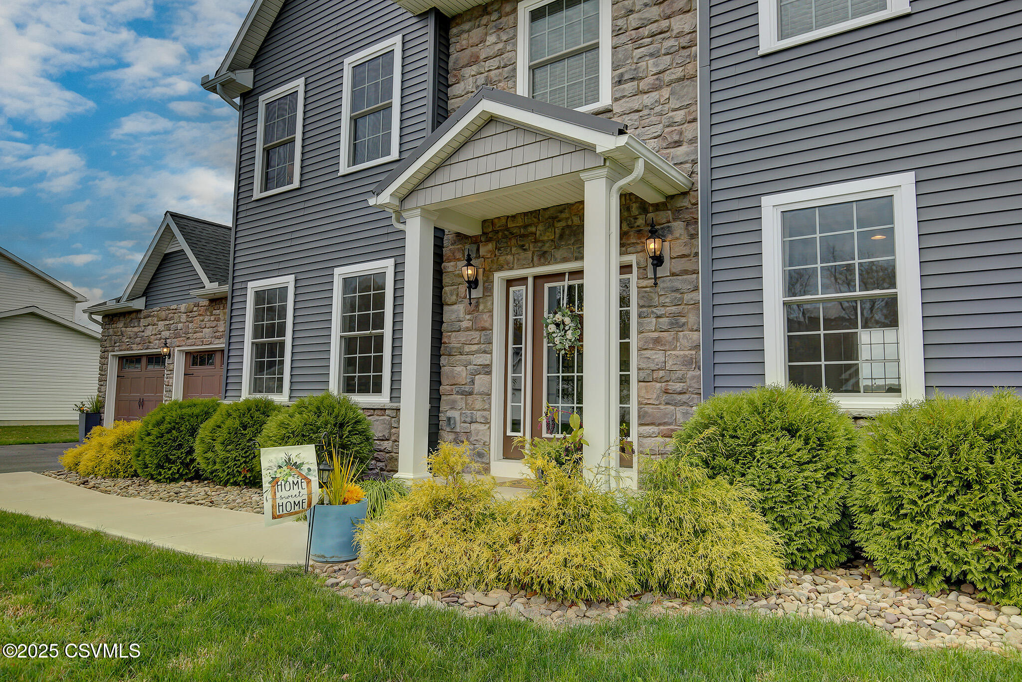 Lewisburg, Pennsylvania 17837, United States, 4 Bedrooms Bedrooms, ,2 BathroomsBathrooms,Residential,Active,231823